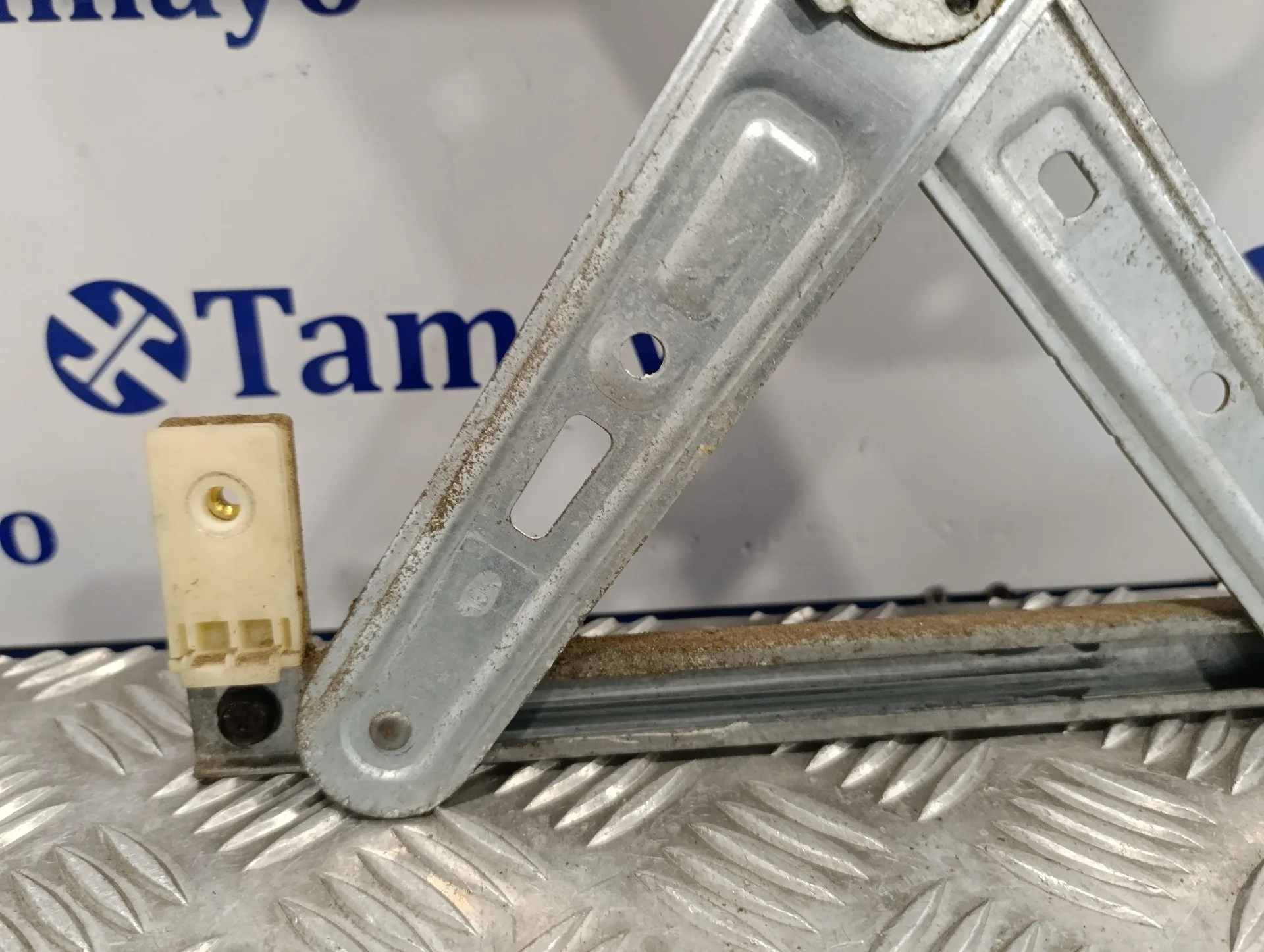Elevalunas Delantero Izquierdo para Kia Carnival