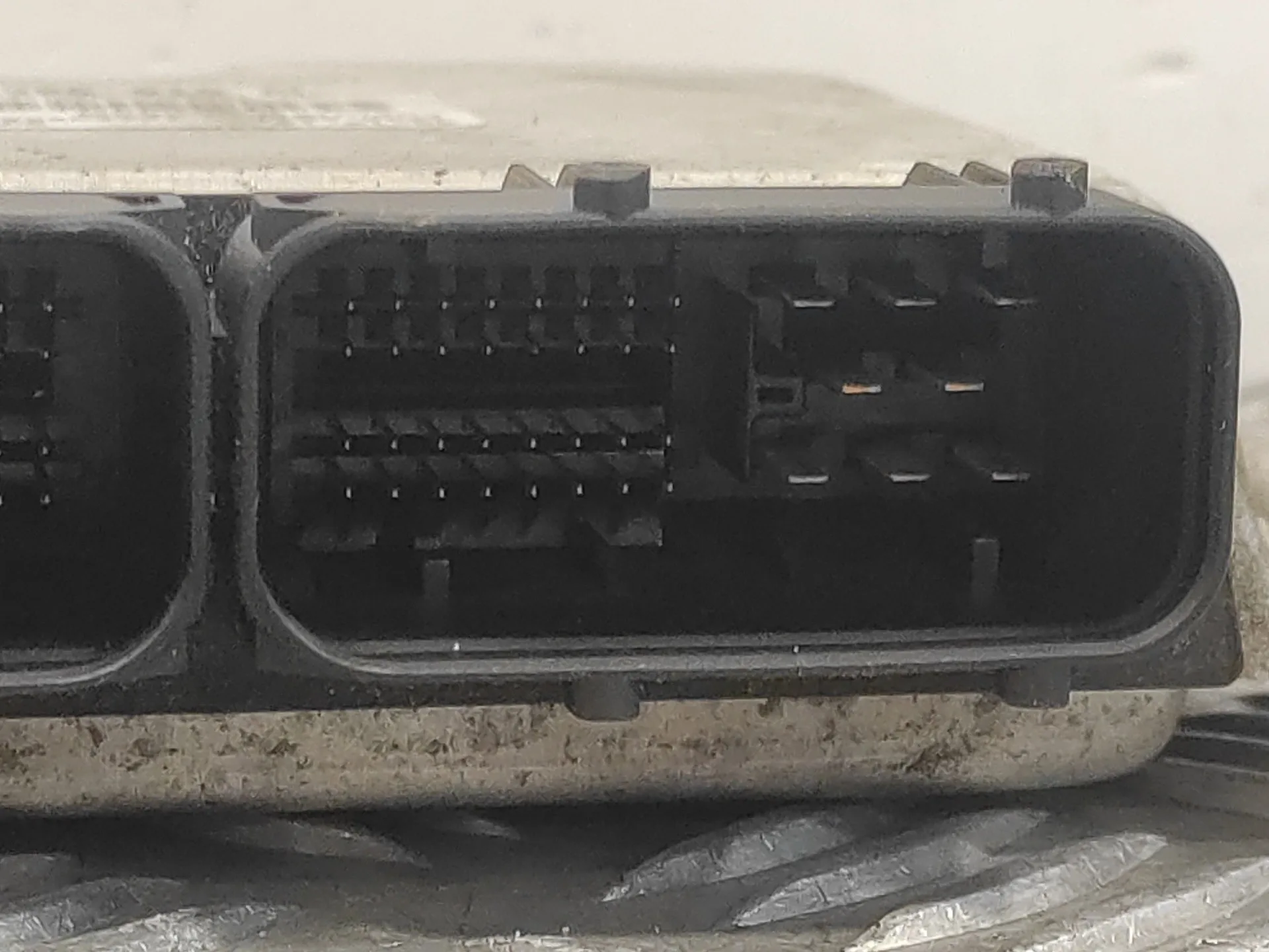 Centralita Motor Uce para Volkswagen T4 Transporter/Furgoneta (Mod. 1991)