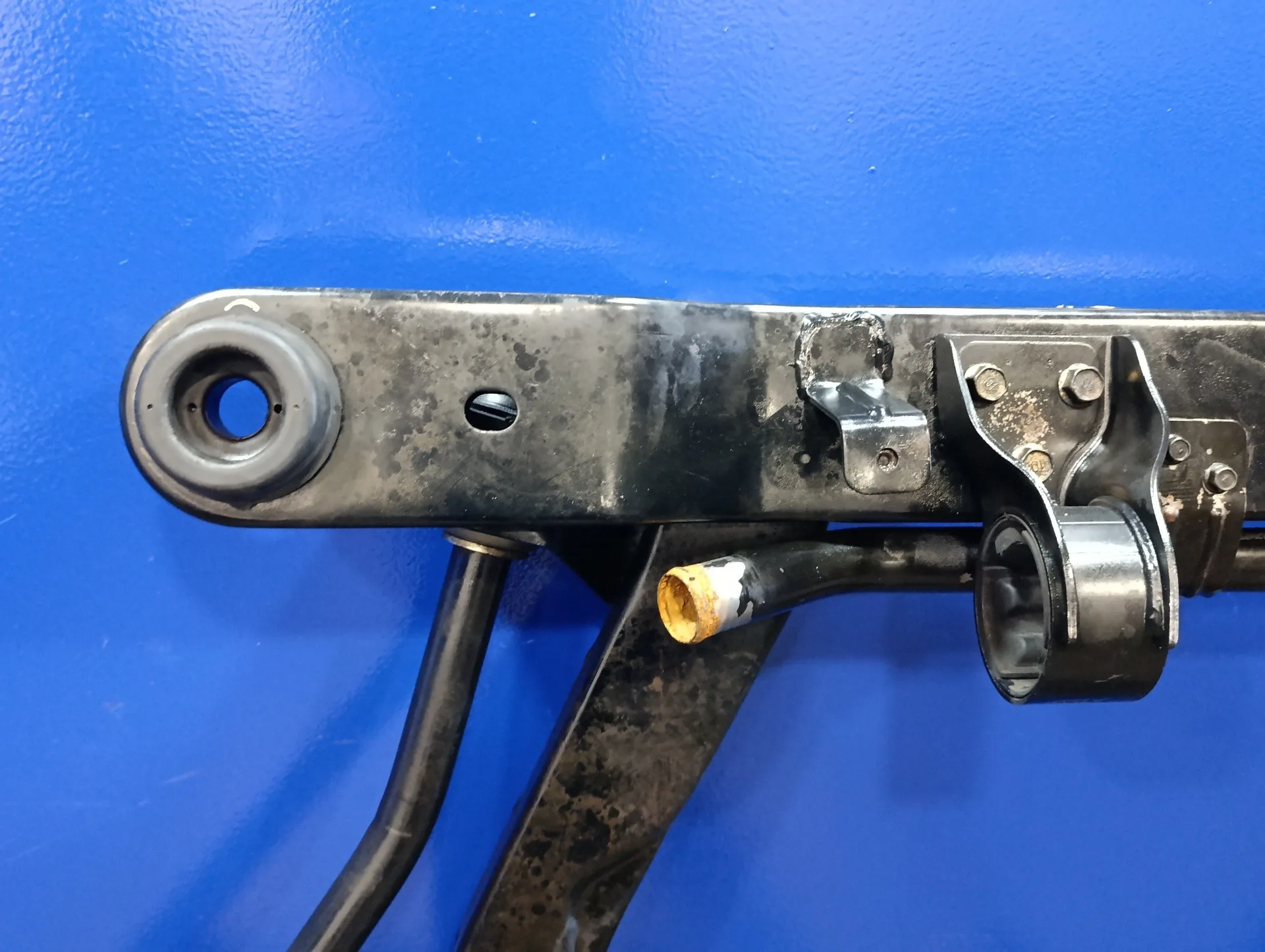 Puente Delantero para Kia Carnival Ii