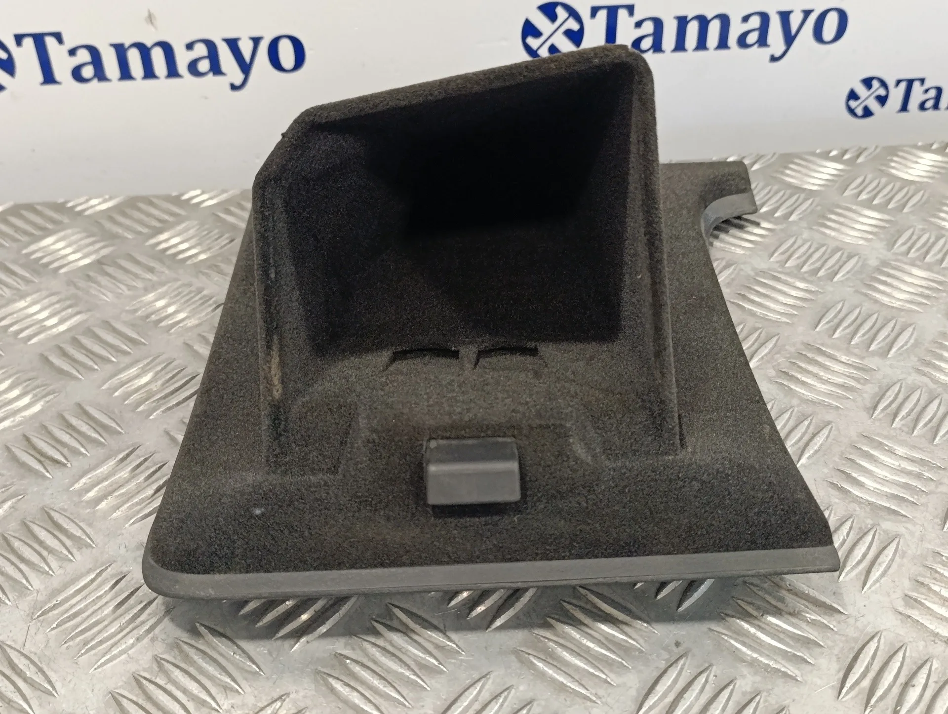 Moldura para Volkswagen Passat Variant (3C5)
