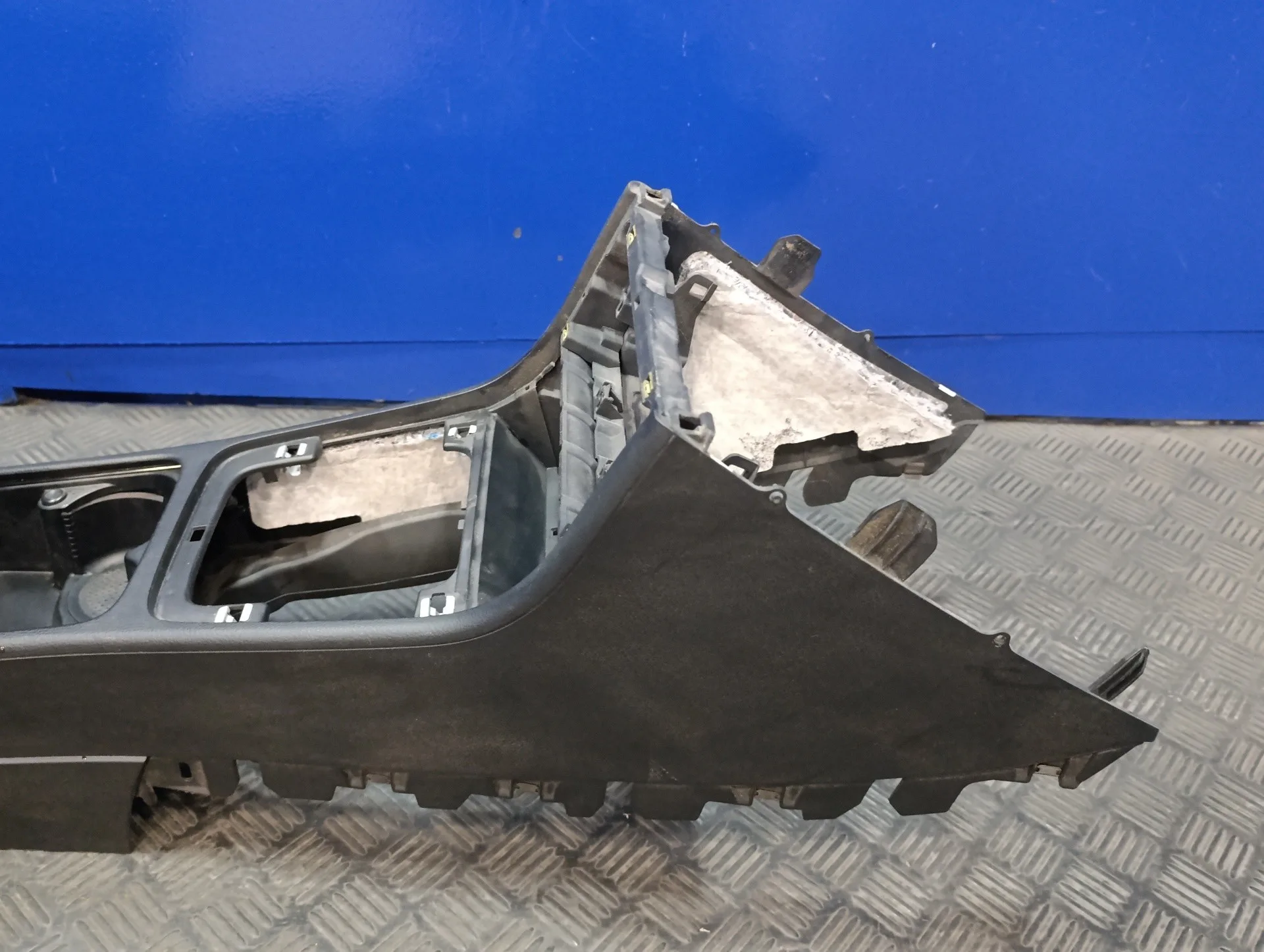 Consola Central para Volkswagen Passat Variant (3C5)