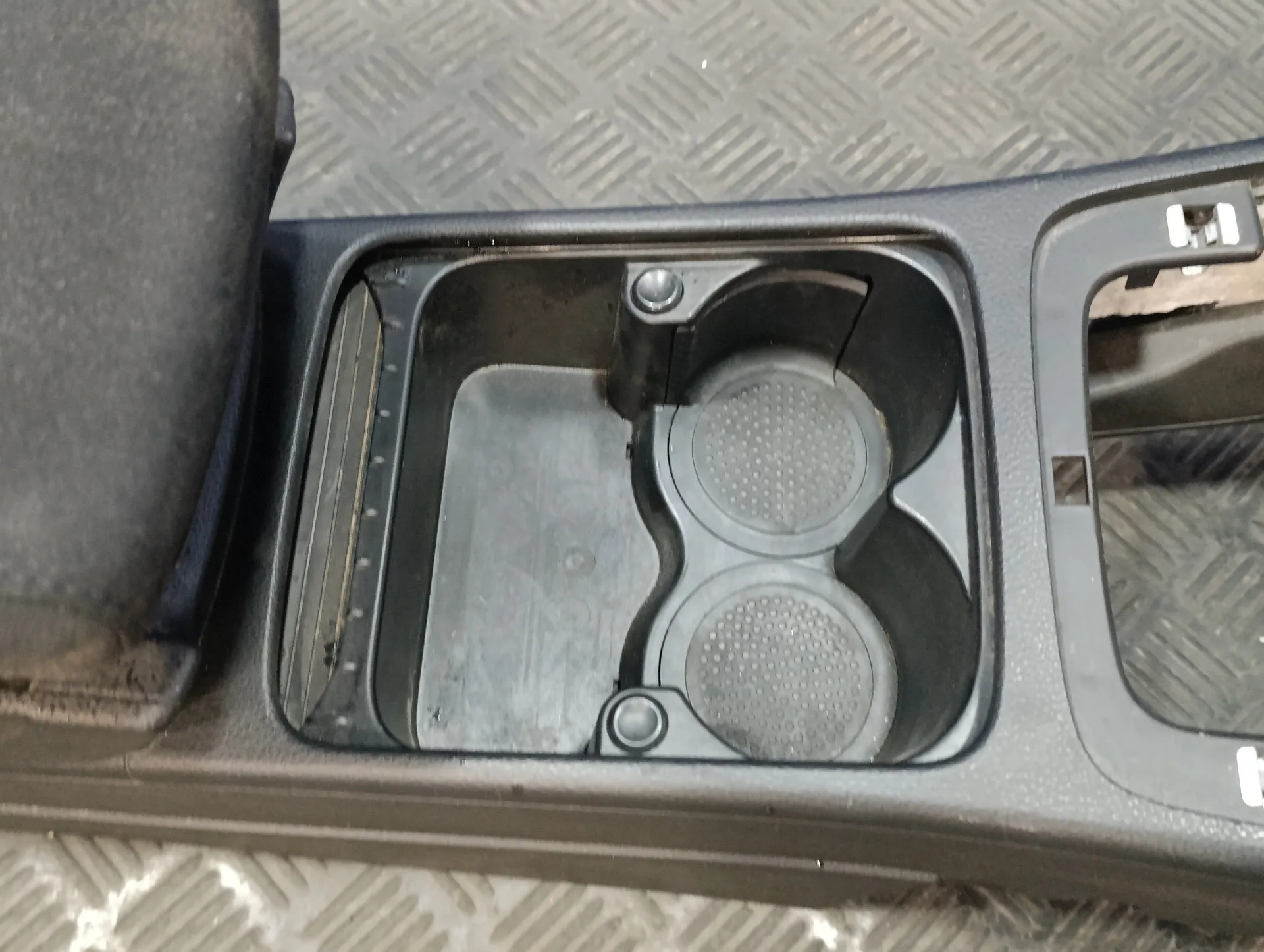 Consola Central para Volkswagen Passat Variant (3C5)