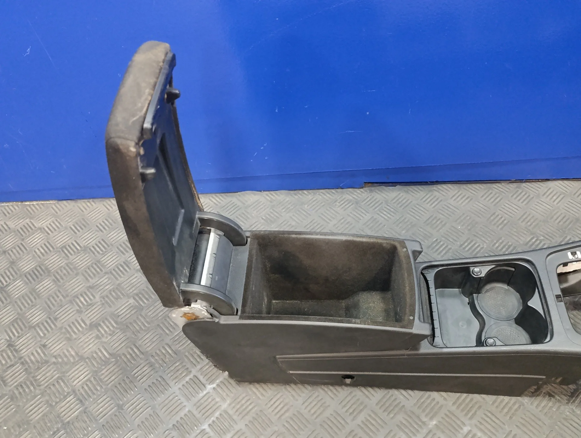 Consola Central para Volkswagen Passat Variant (3C5)