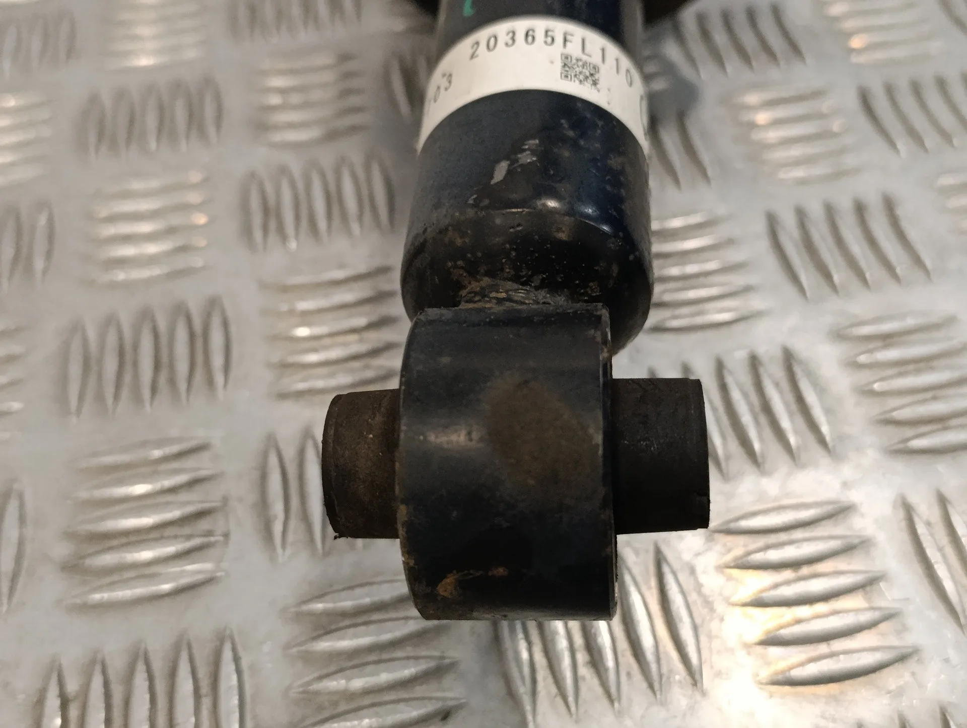 Amortiguador Trasero Izquierdo para Subaru Xv (G5)