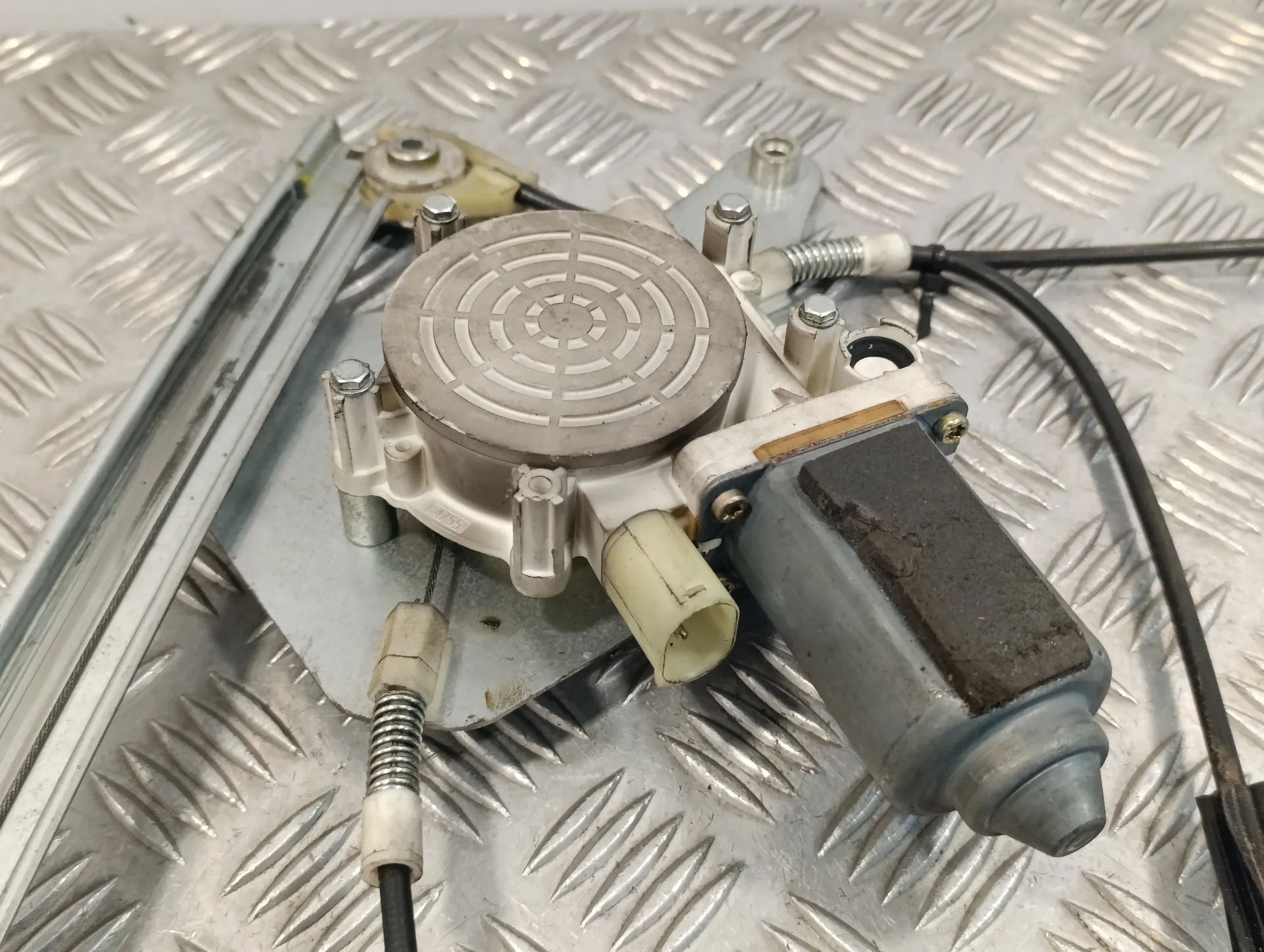 Elevalunas Delantero Izquierdo para Bmw Serie 5 Berlina (E39)