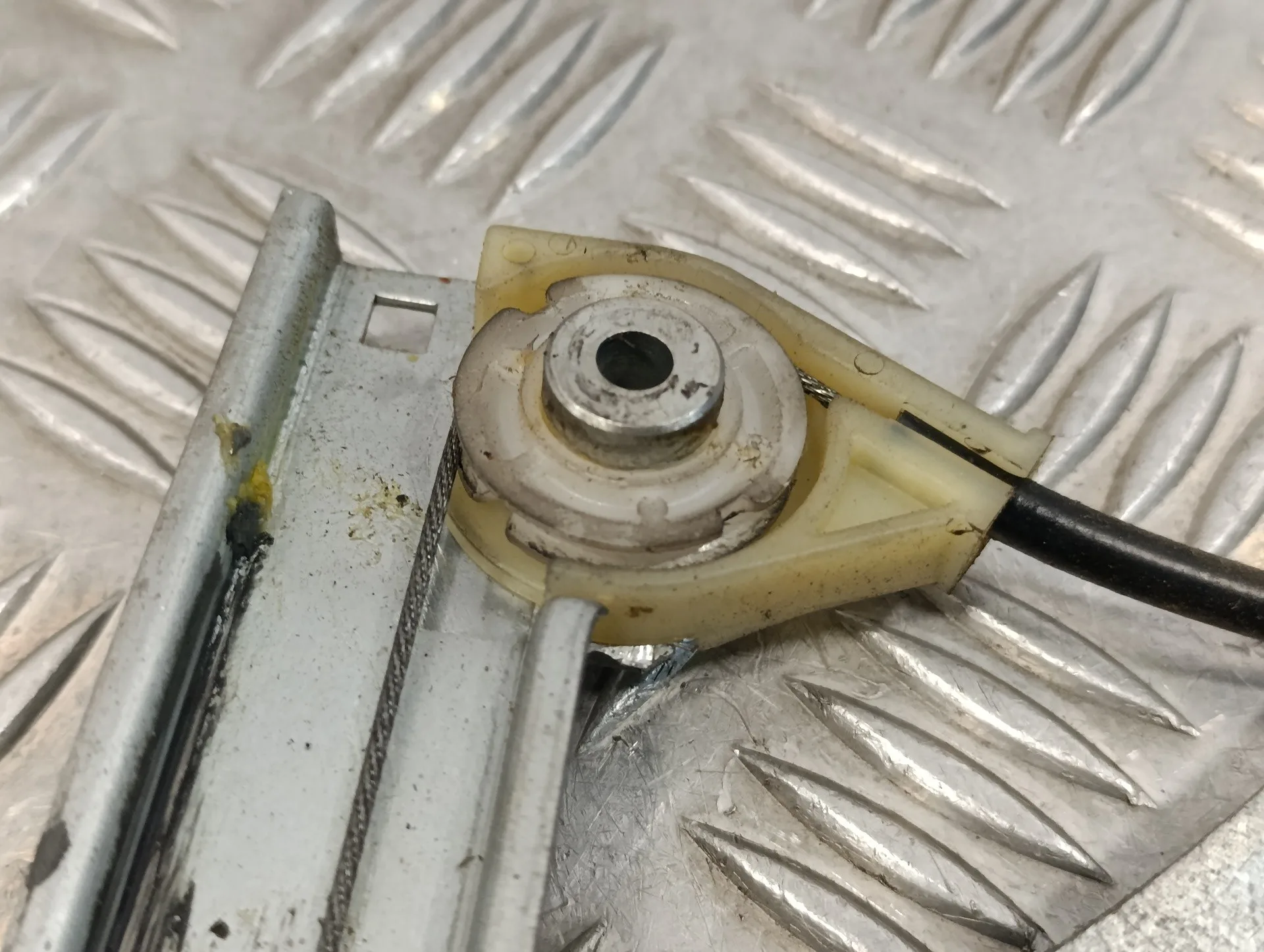 Elevalunas Delantero Izquierdo para Bmw Serie 5 Berlina (E39)