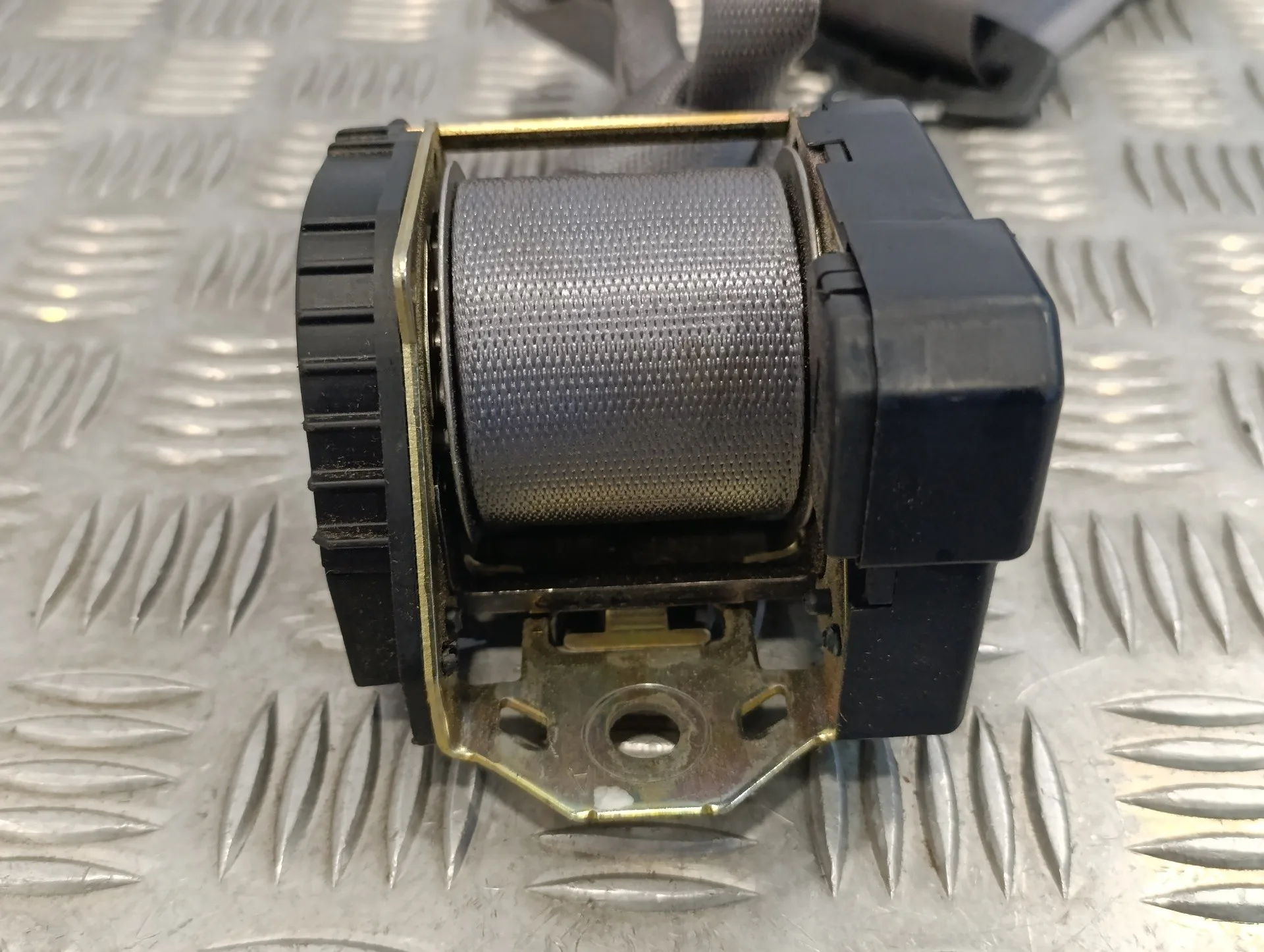 Cinturon Seguridad Trasero Izquierdo para Bmw X5 (E53)