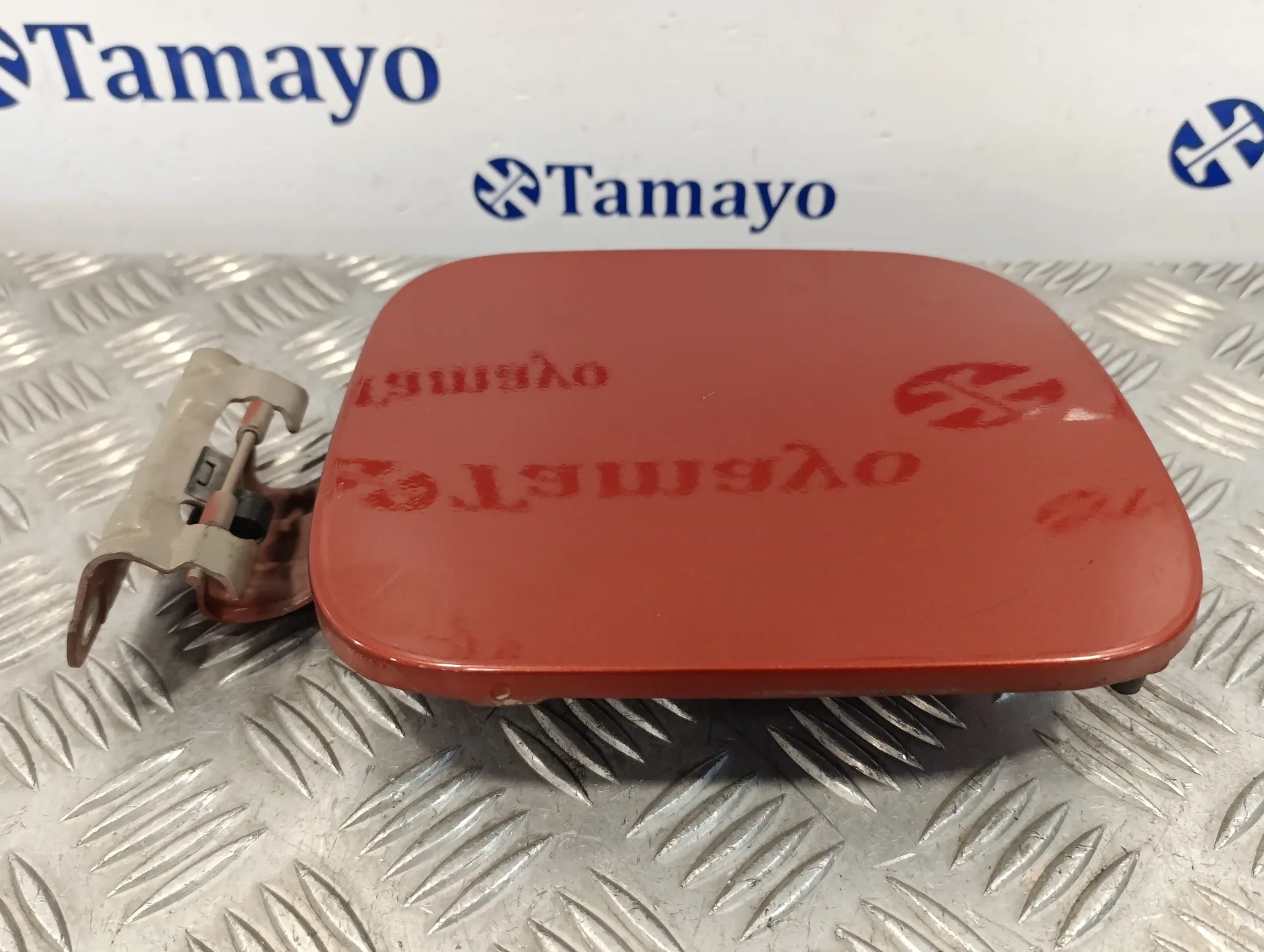 Tapa Exterior Combustible para Nissan Qashqai (J10)