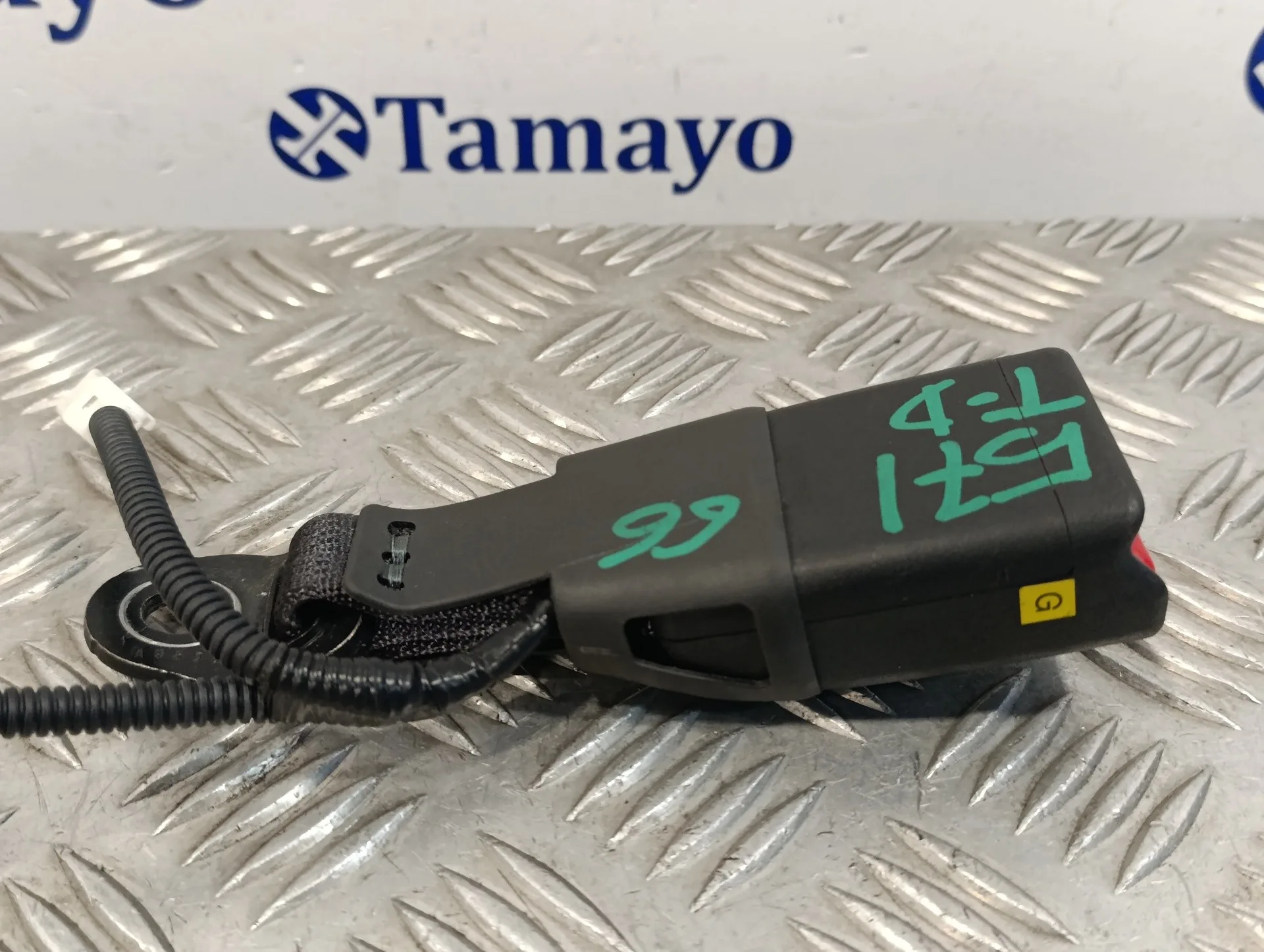 Enganche Cinturon Trasero Derecho para Subaru Xv (G5)