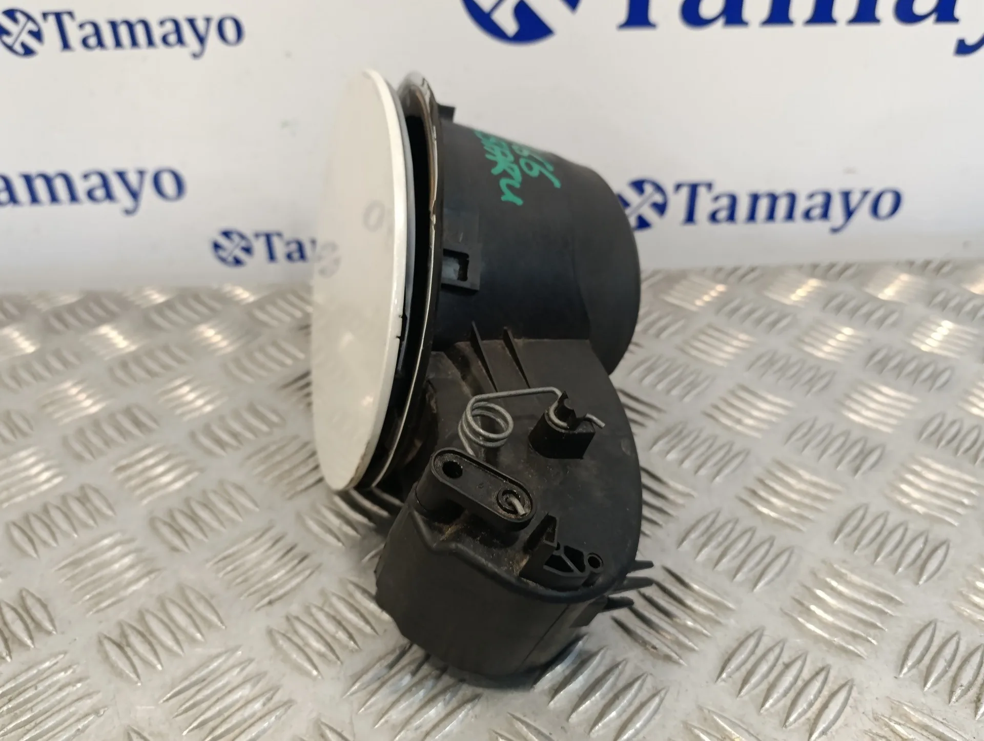 Tapa Exterior Combustible para Subaru Xv (G5)