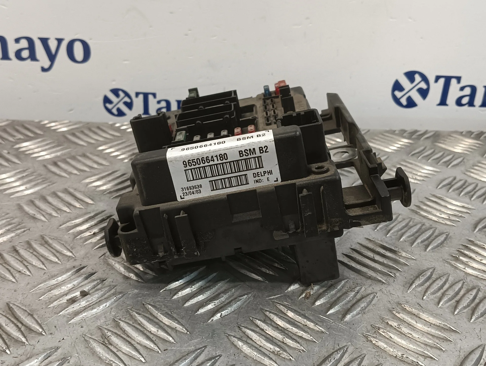 Caja Reles / Fusibles para Peugeot 206 Berlina