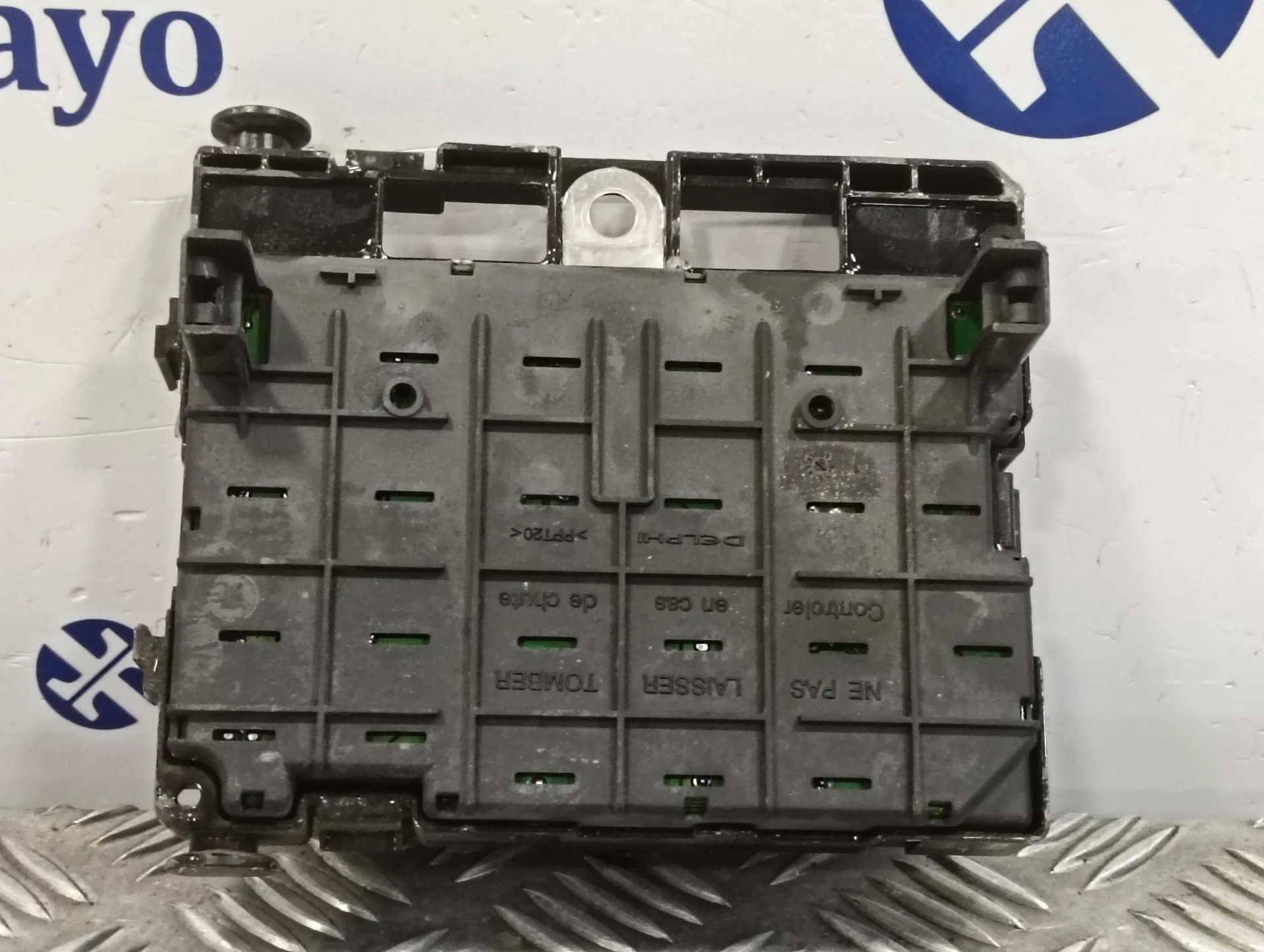 Caja Reles / Fusibles para Peugeot 206 Berlina