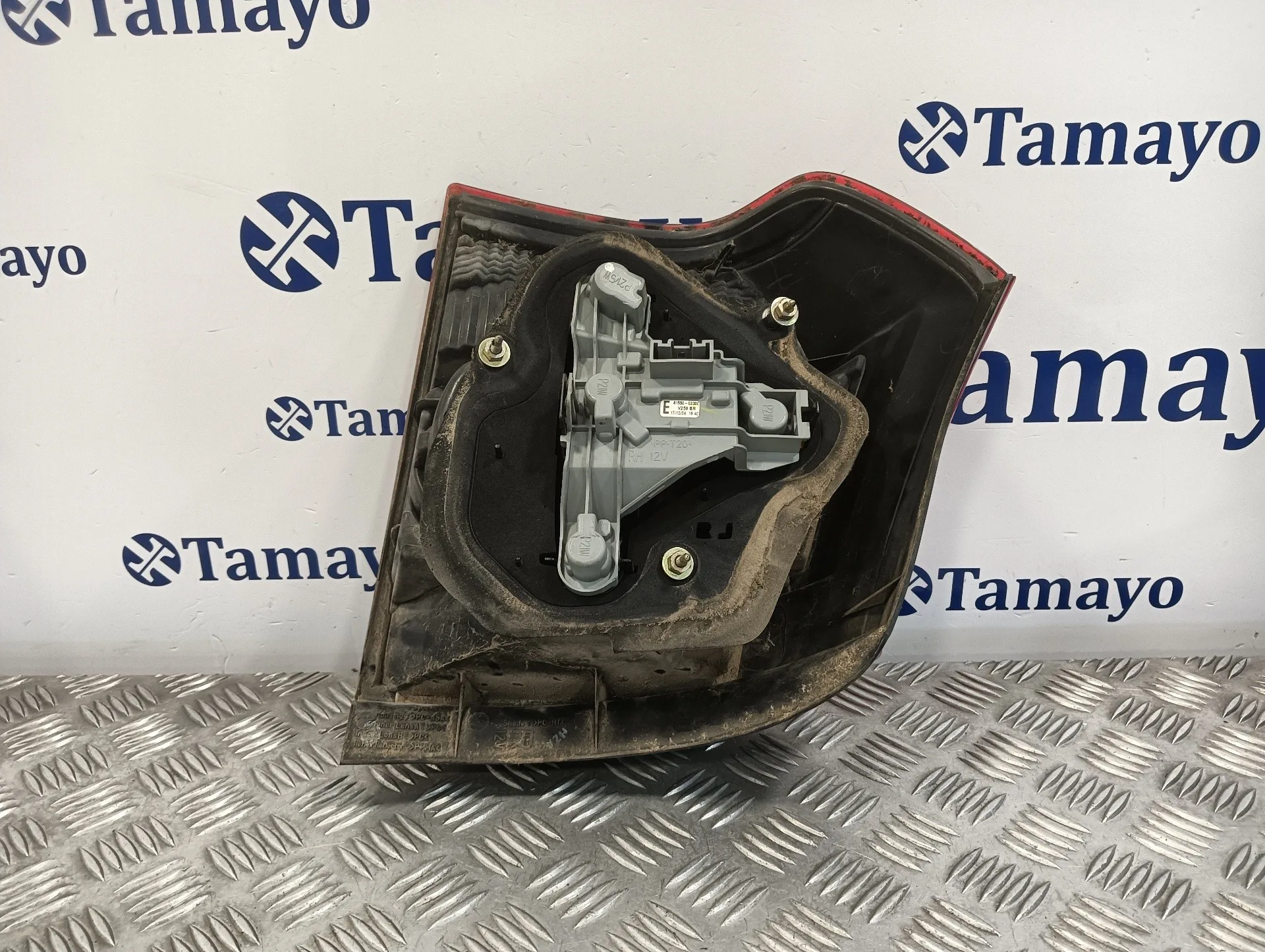 Piloto Trasero Derecho para Toyota Corolla (E12)