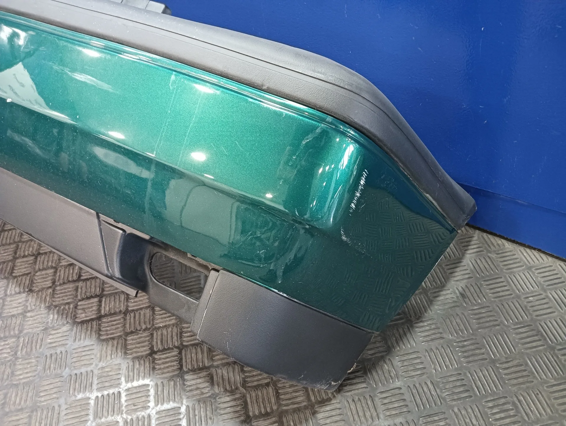Paragolpes Trasero para Volkswagen Golf Iii Berlina (1H1)