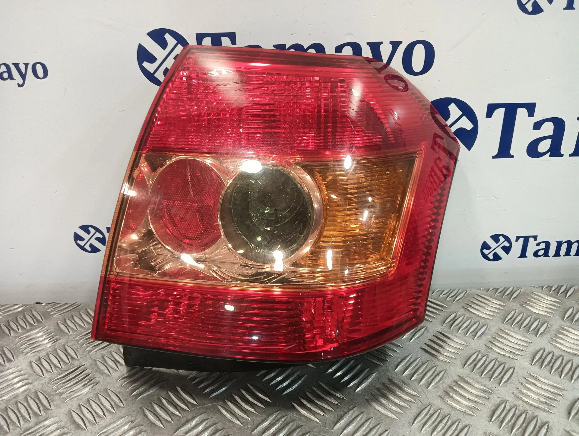 Piloto Trasero Izquierdo para Toyota Corolla (E12)