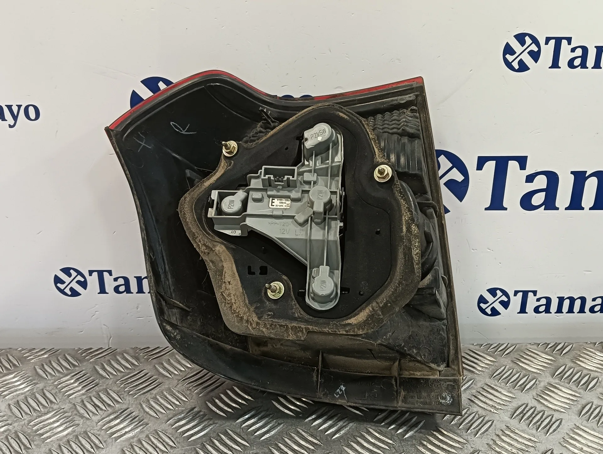 Piloto Trasero Izquierdo para Toyota Corolla (E12)