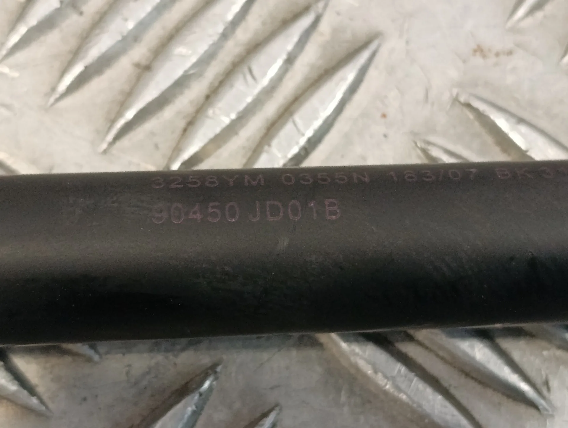 Amortiguador Trasero para Nissan Qashqai (J10)