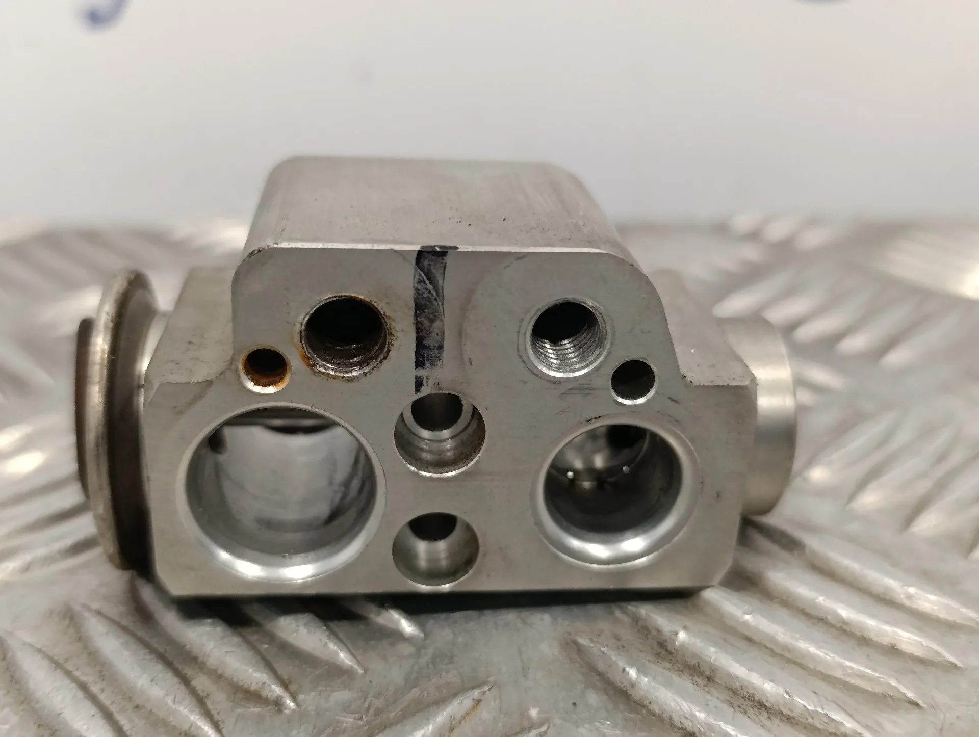 Valvula Expansion para Volkswagen T5 Transporter (7E)