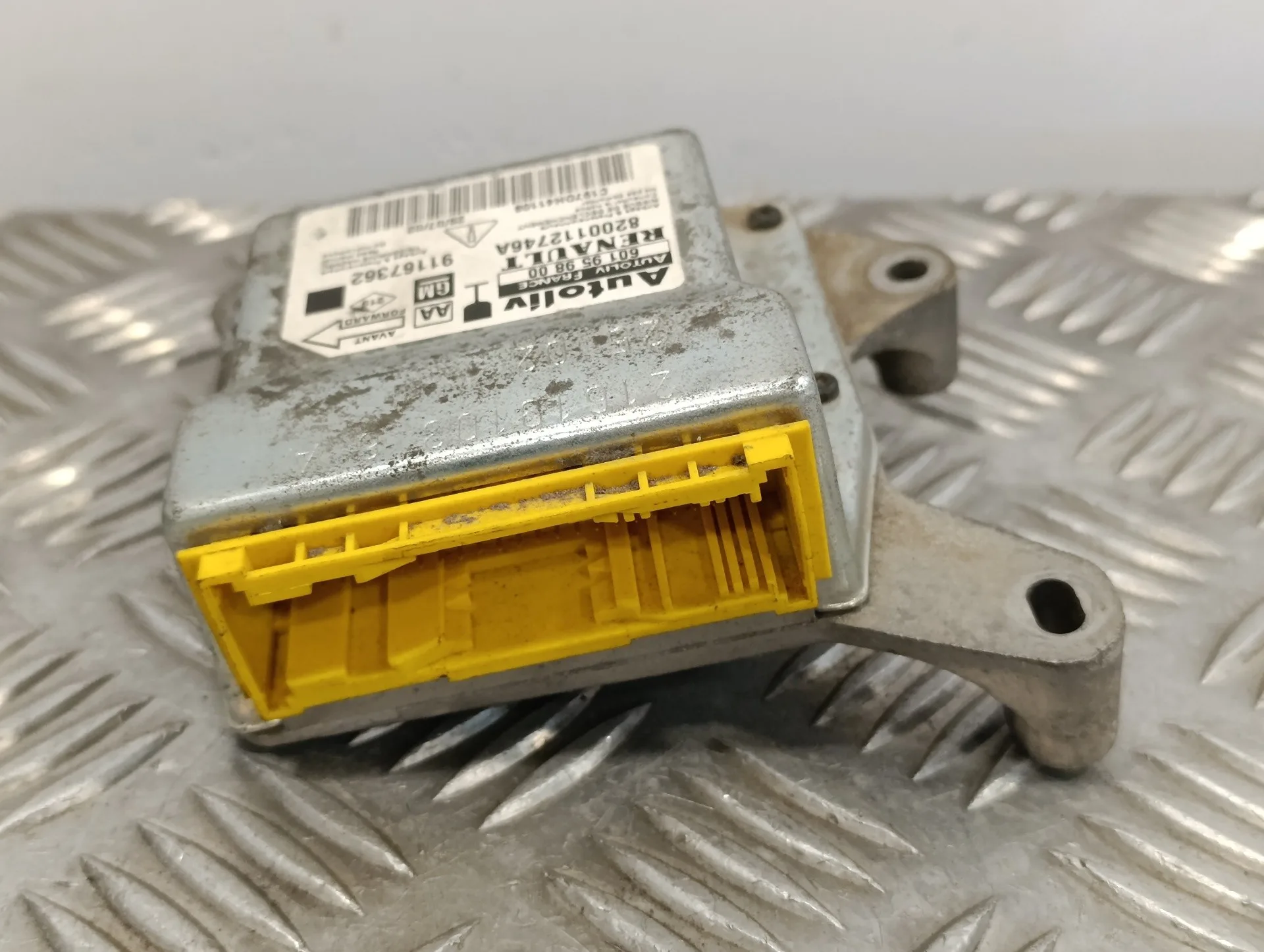 Centralita Airbag para Renault Trafic Caja Cerrada (Ab 4.01)
