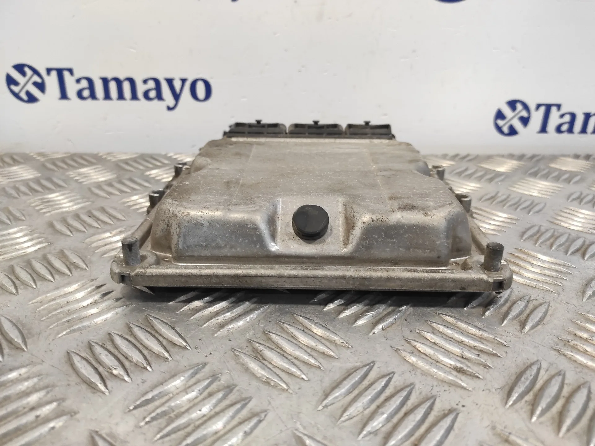 Centralita Motor Uce para Renault Trafic Caja Cerrada (Ab 4.01)