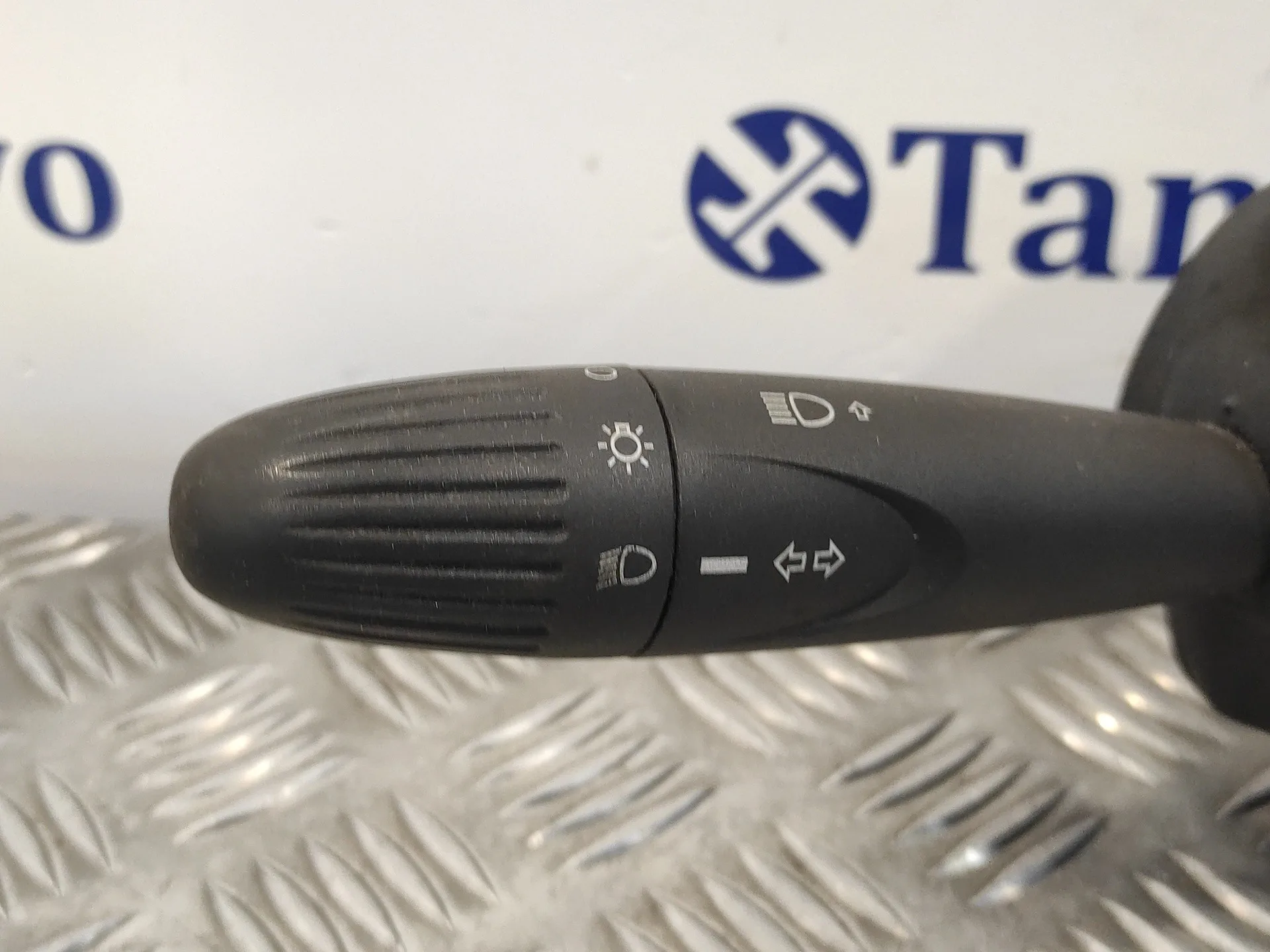 Mando Intermitentes para Fiat Punto Berlina (188)