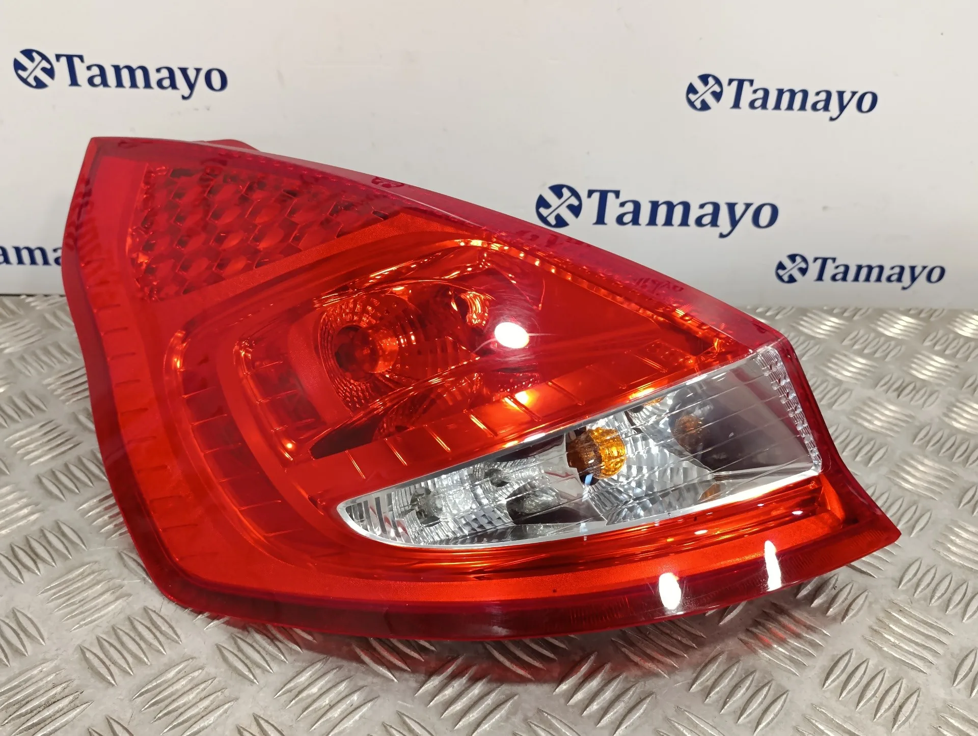Piloto Trasero Izquierdo para Ford Fiesta (Cb1)