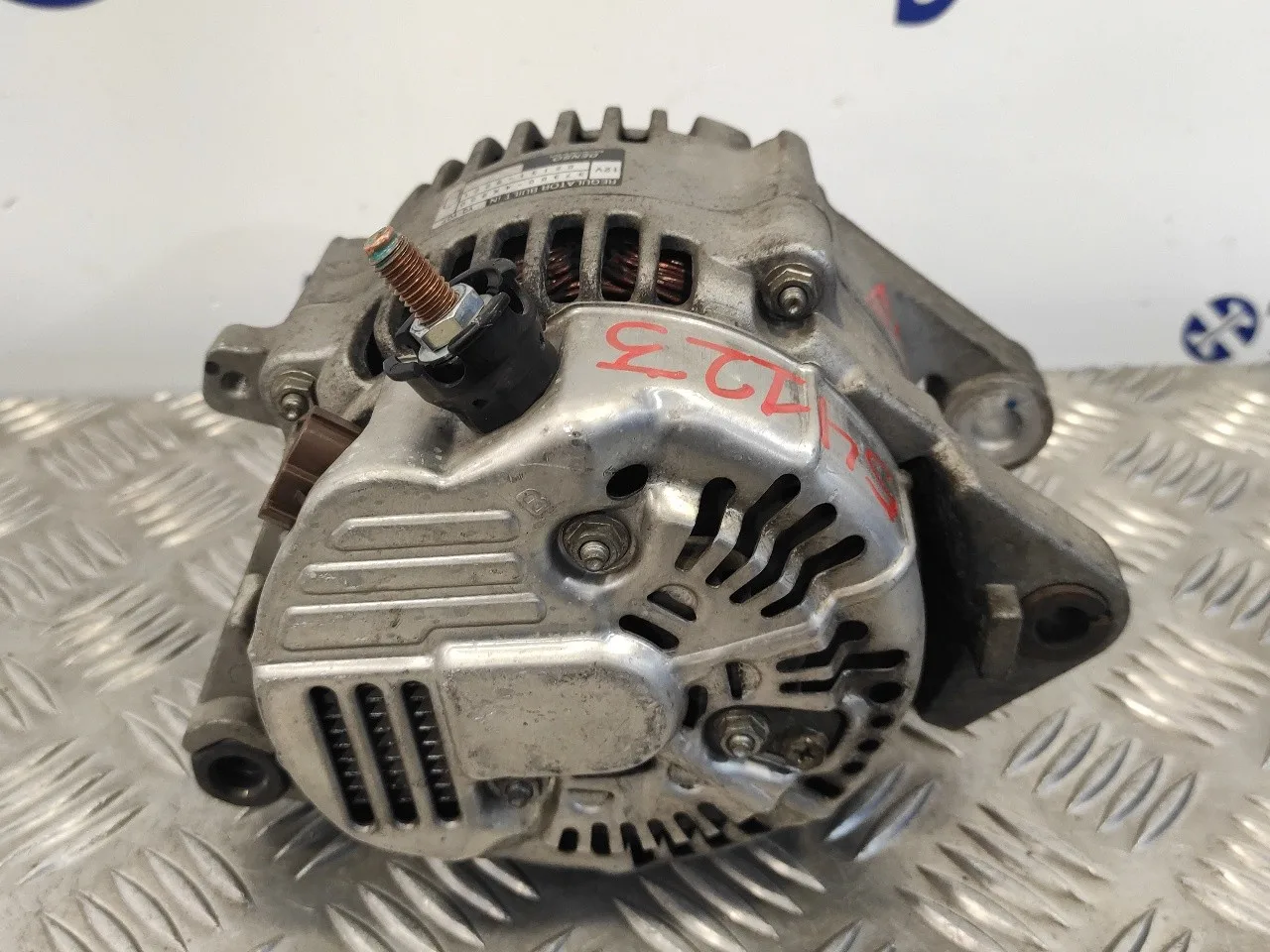Alternador para Kia Carnival