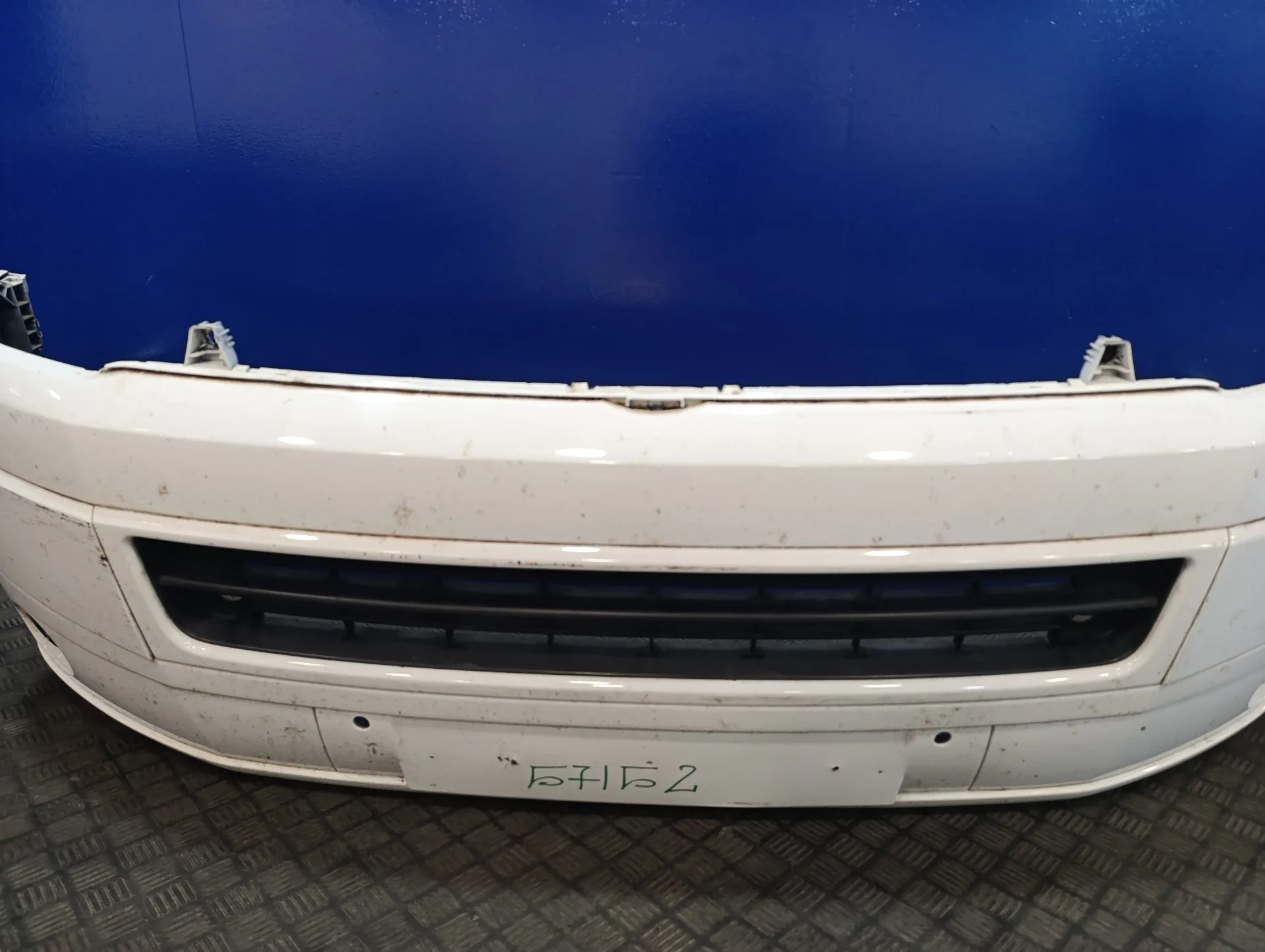 Paragolpes Delantero para Volkswagen T5 Transporter (7E)