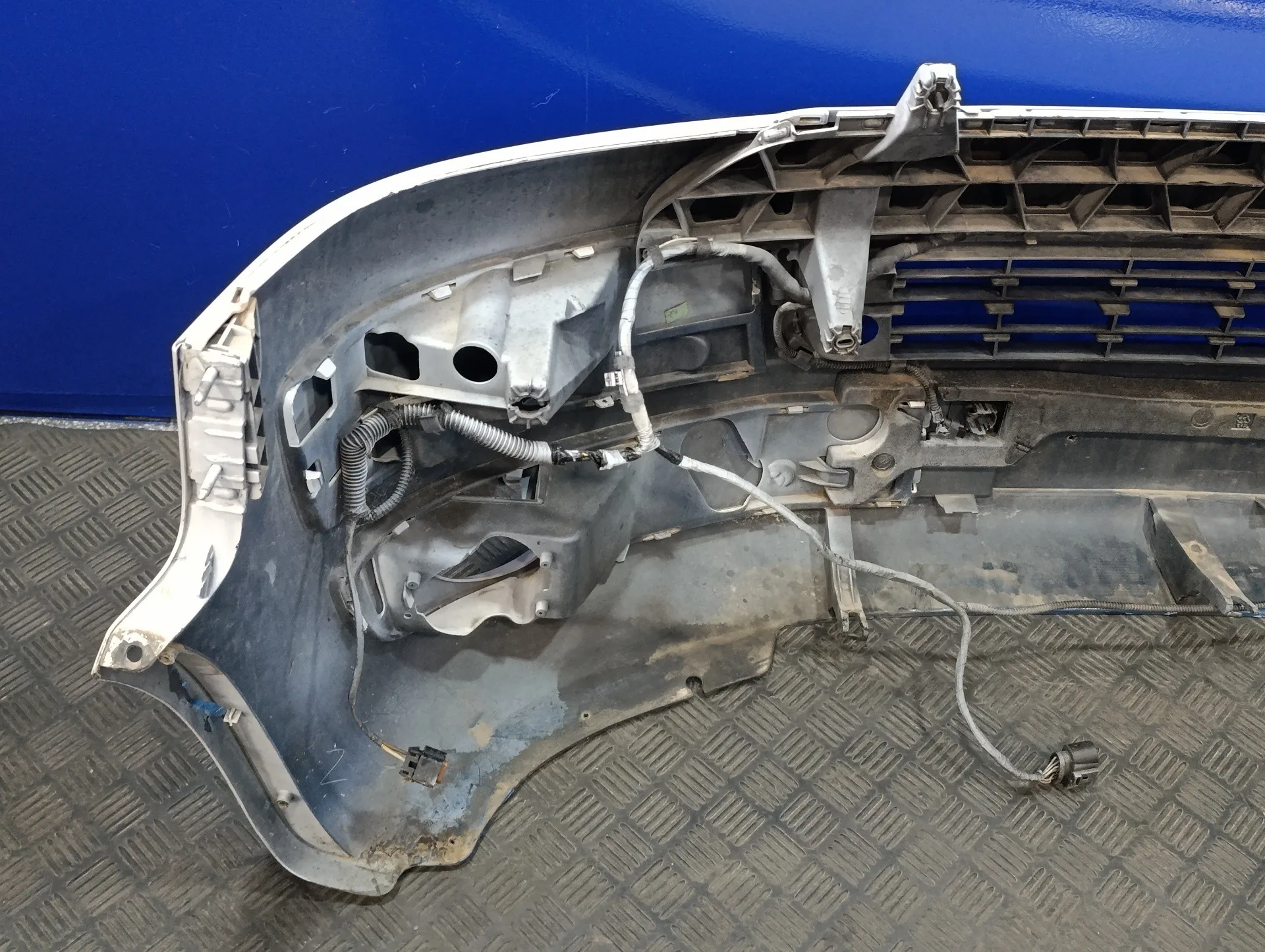 Paragolpes Delantero para Volkswagen T5 Transporter (7E)