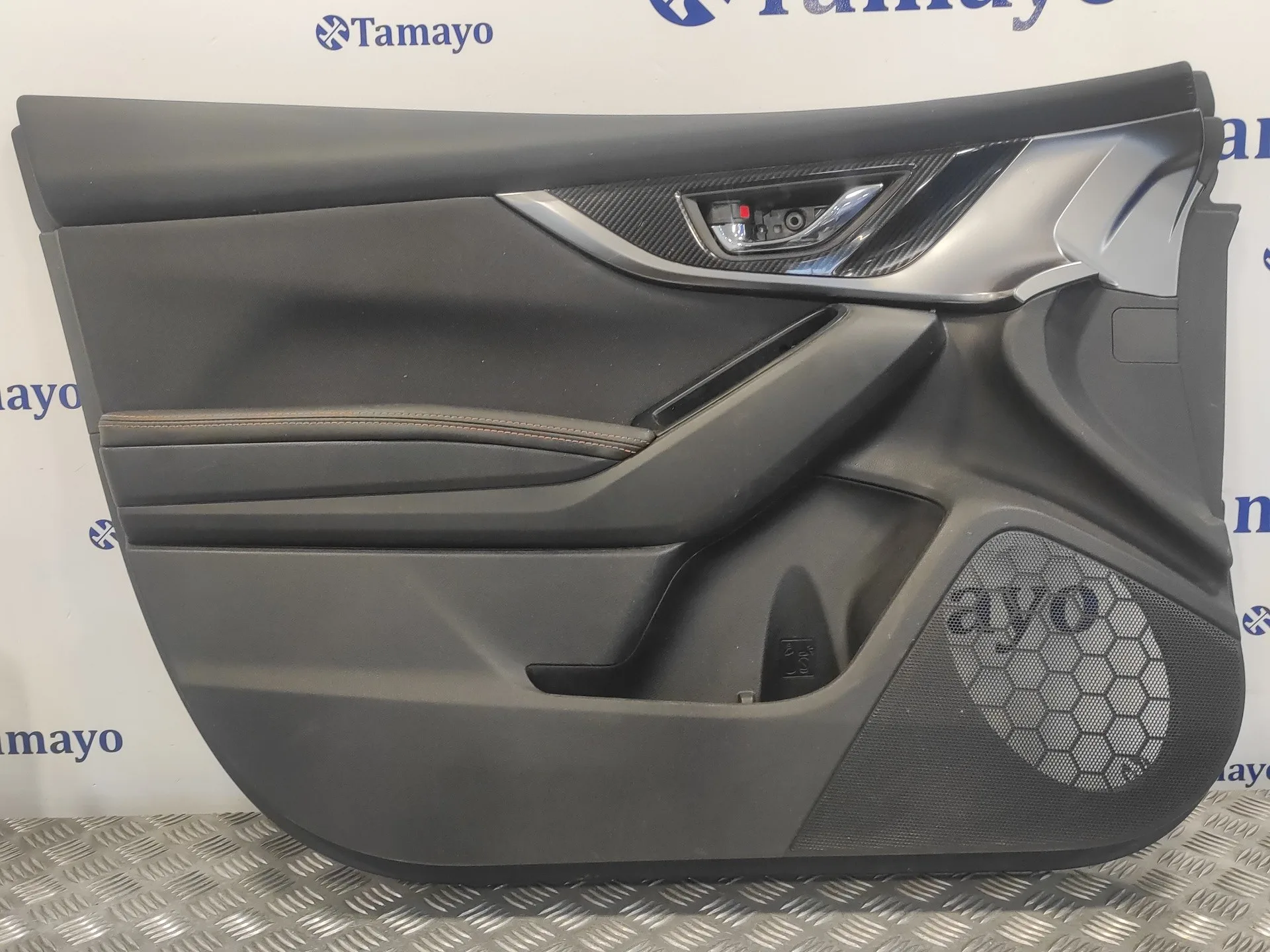 Guarnecido Puerta Delantera Izquierda para Subaru Xv (G5)