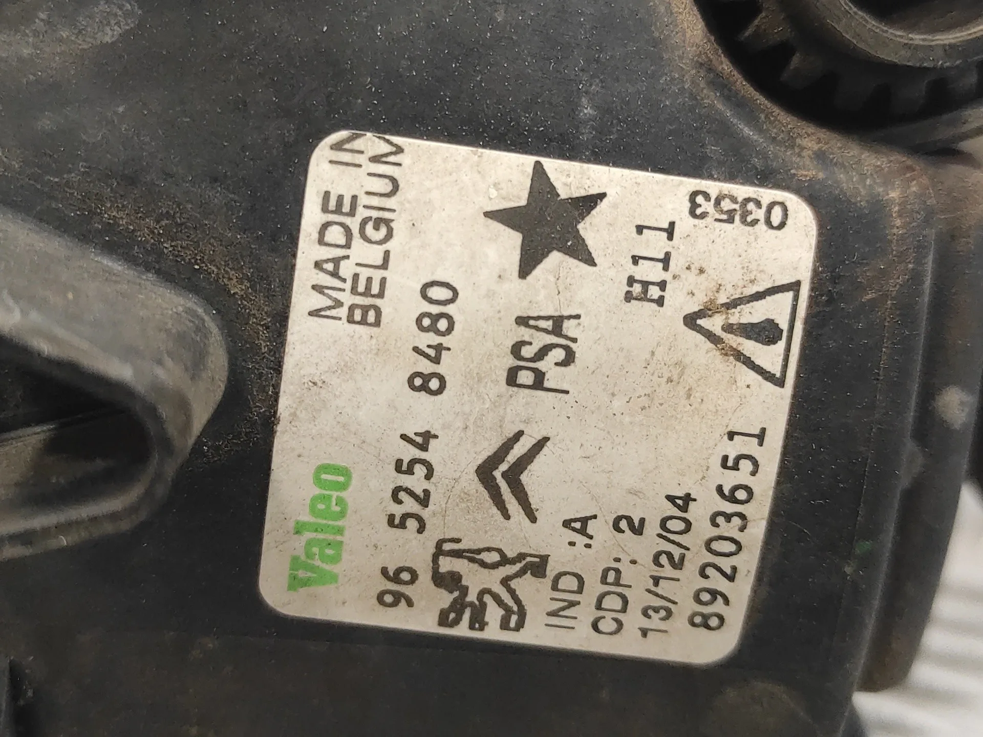 Faro Antiniebla Izquierdo para Volkswagen T5 Transporter (7E)