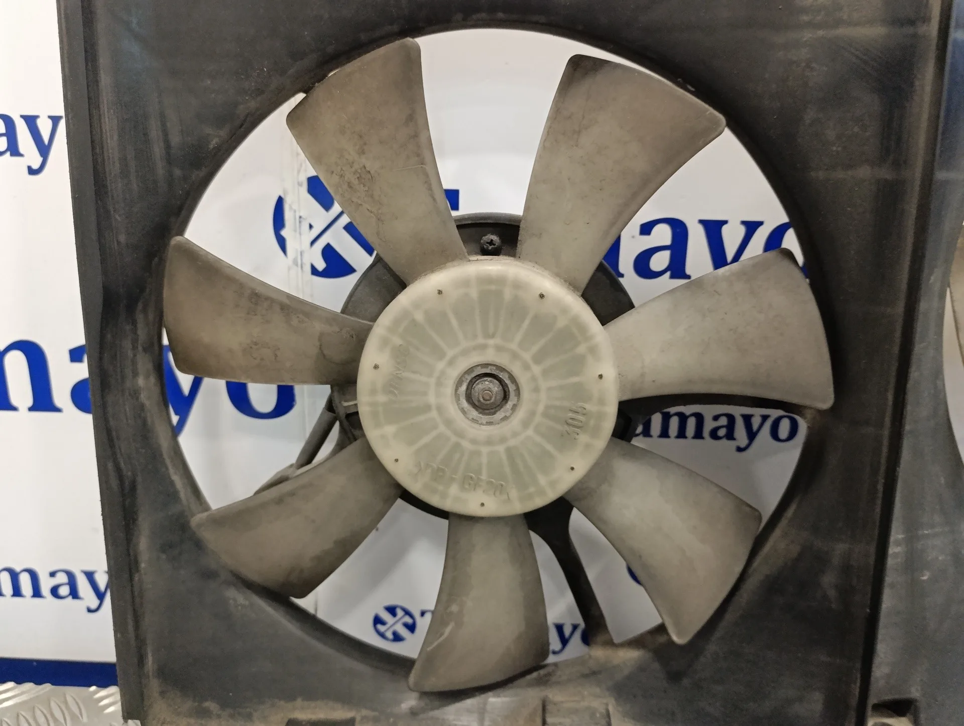 Electroventilador para Mitsubishi Grandis (Na0W)