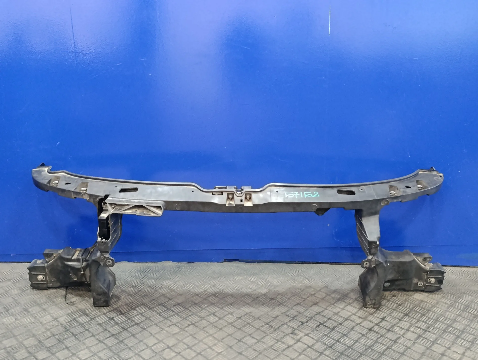 Panel Frontal para Volkswagen T5 Transporter (7E)