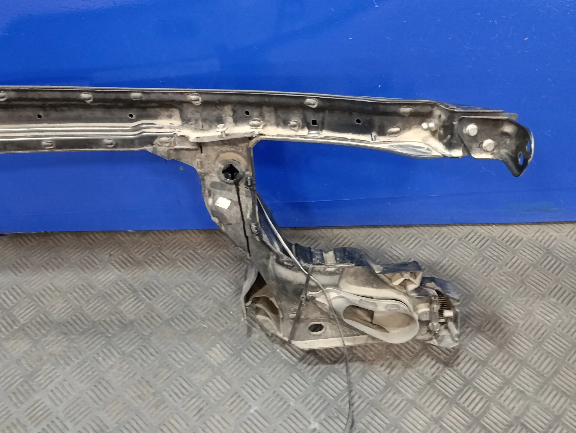 Panel Frontal para Volkswagen T5 Transporter (7E)