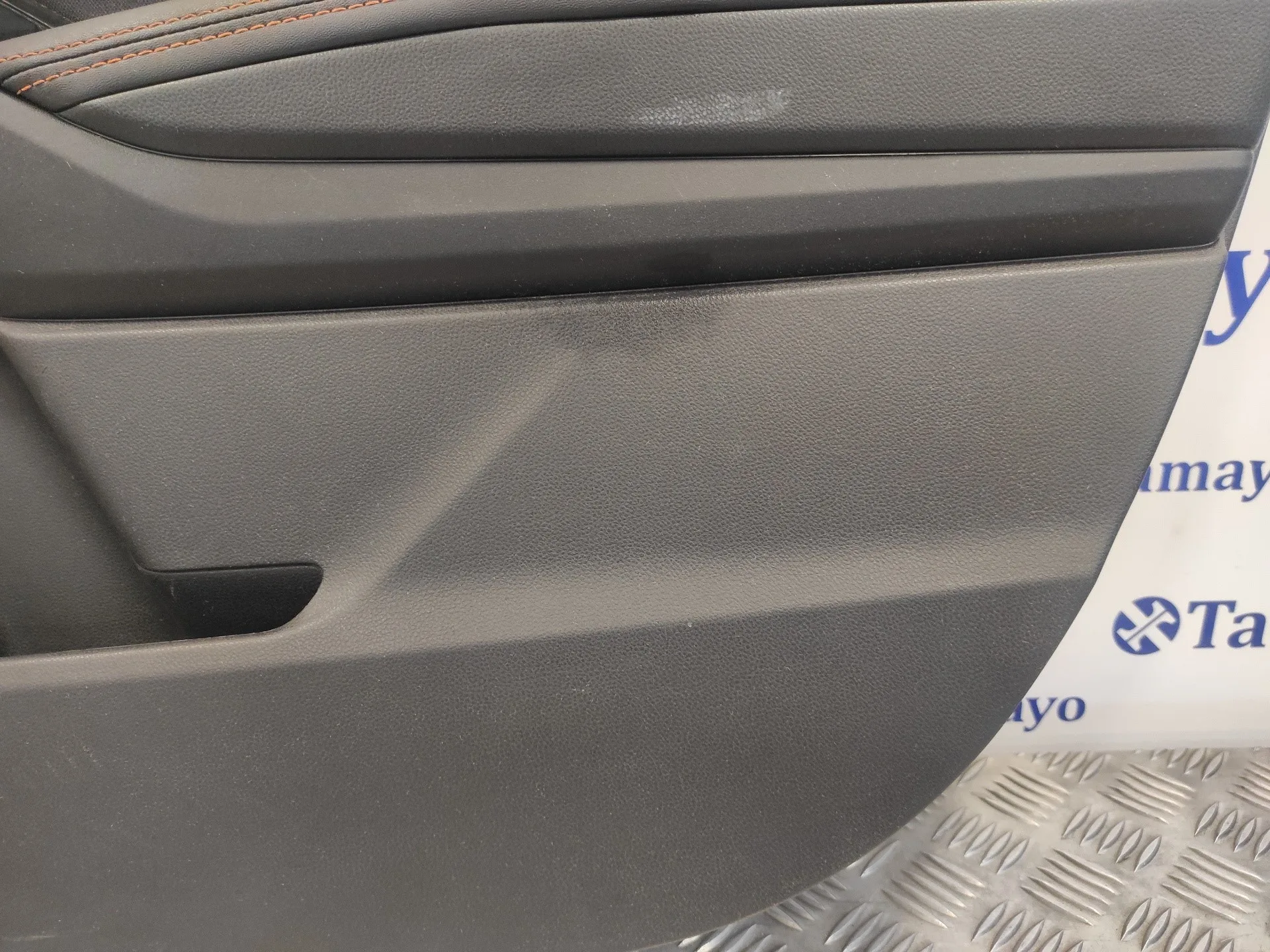 Guarnecido Puerta Delantera Derecha para Subaru Xv (G5)