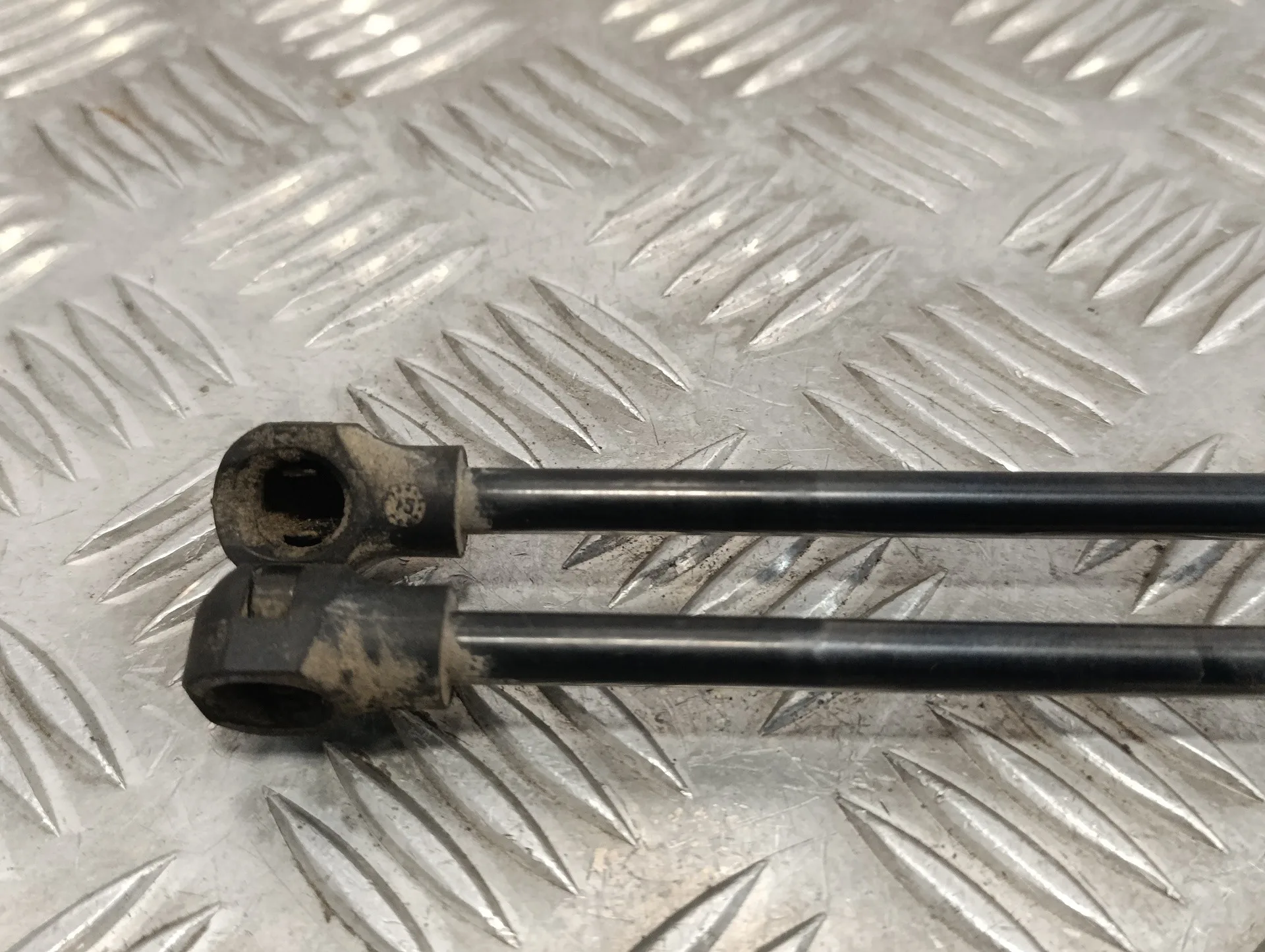 Amortiguadores Maletero / Porton para Peugeot 308