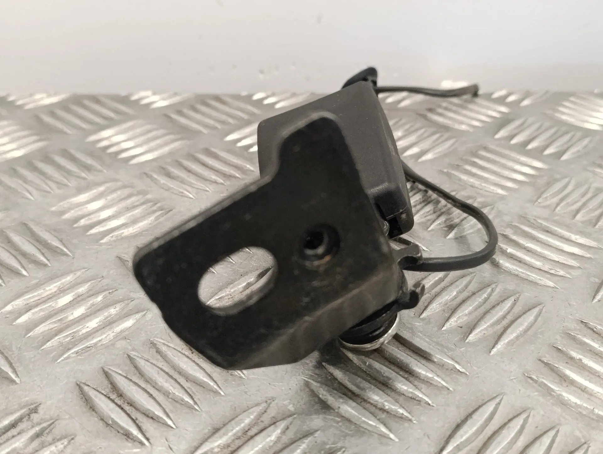Enganche Cinturon Trasero Izquierdo para Peugeot 308
