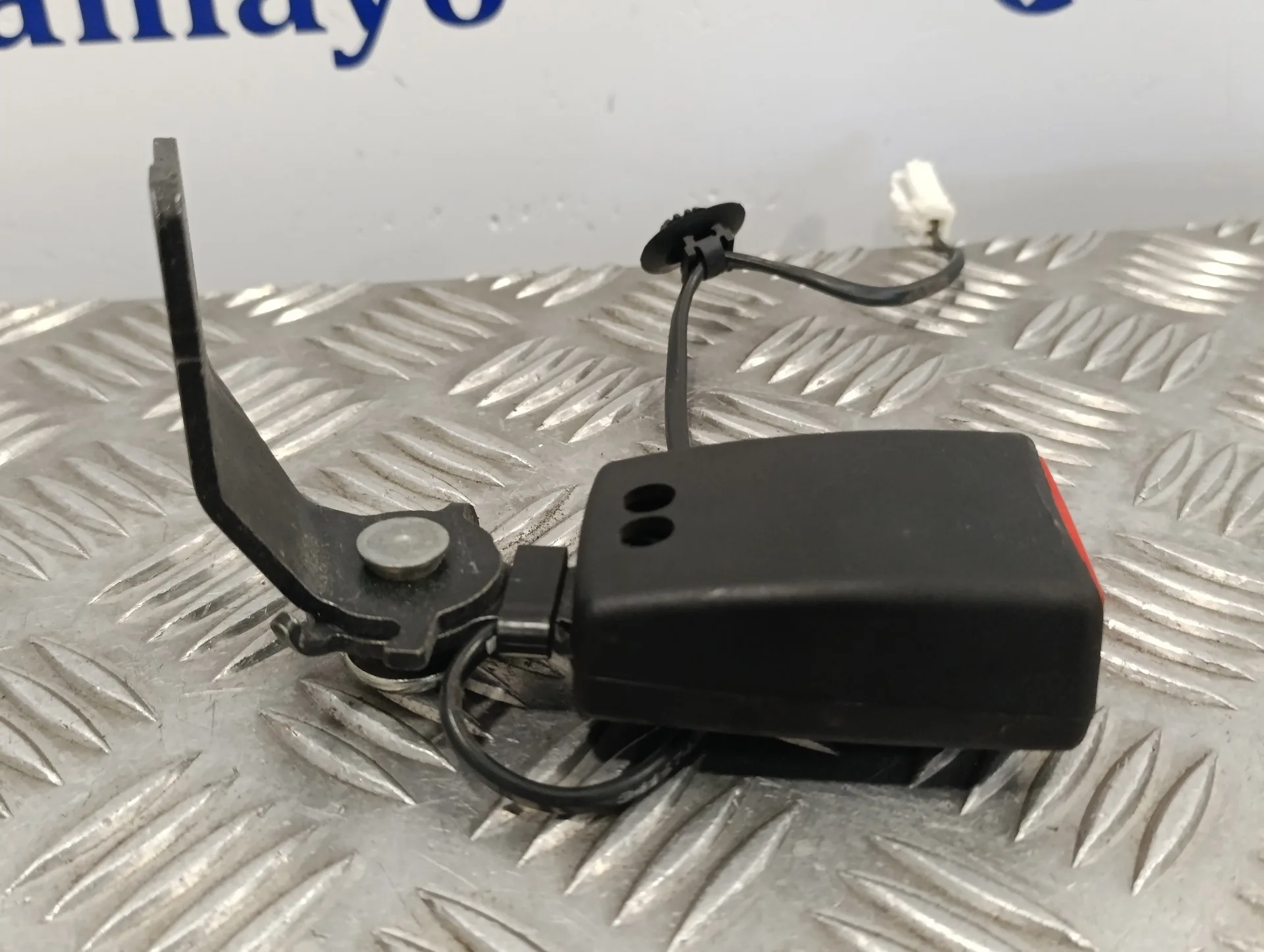 Enganche Cinturon Trasero Izquierdo para Peugeot 308
