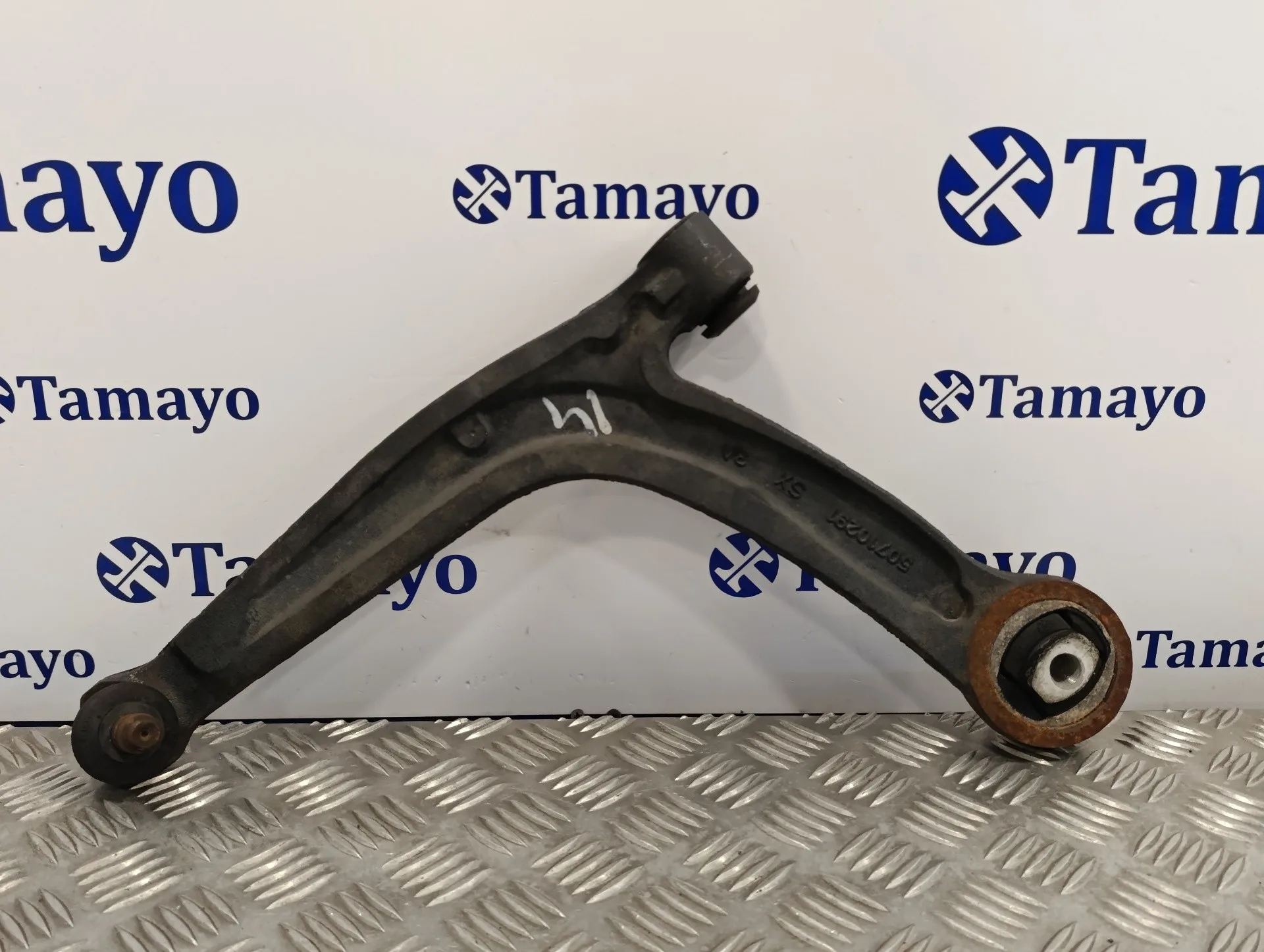 Brazo Suspension Inferior Delantero Izquierdo para Ford Ka (Ccu)