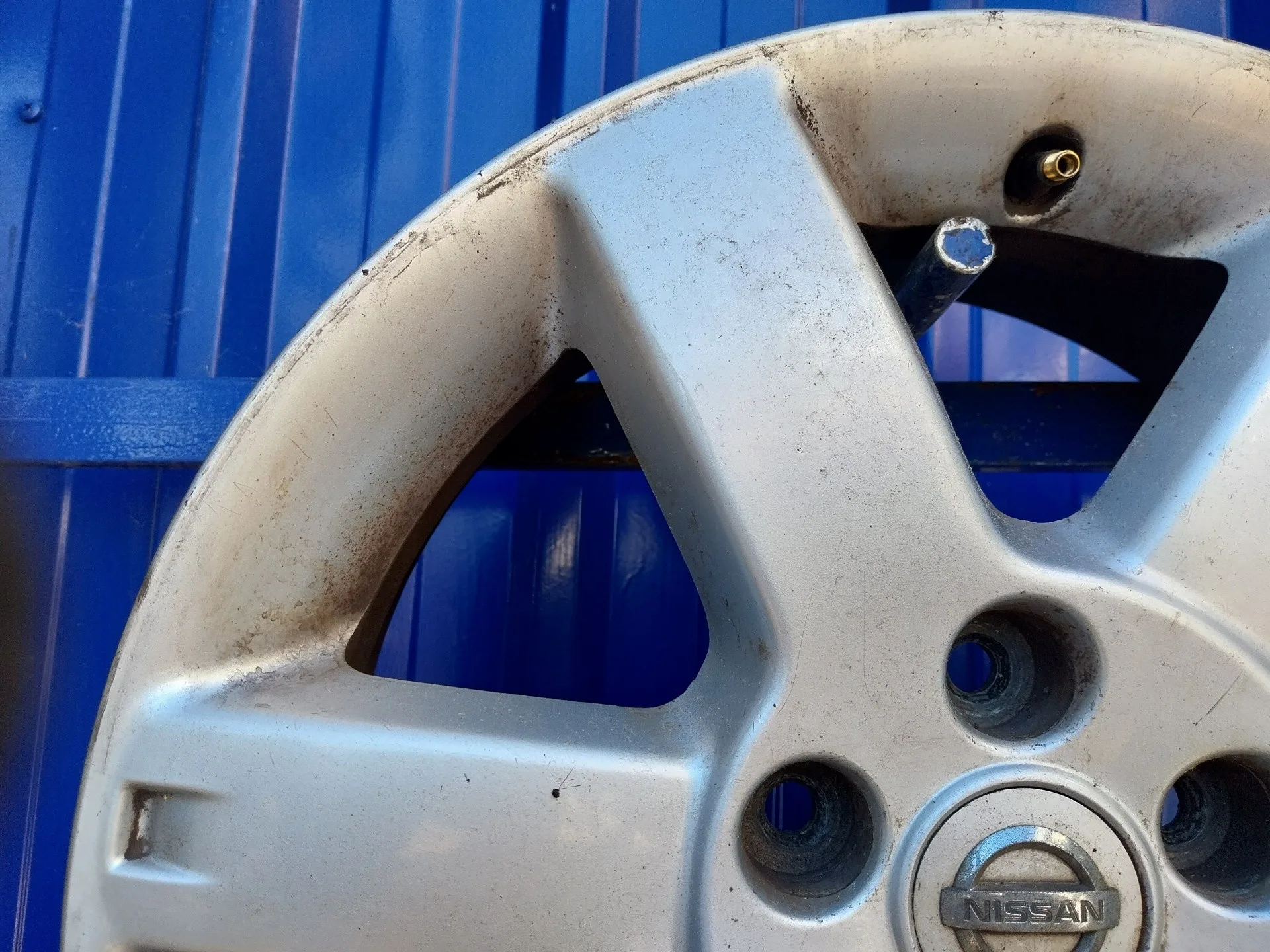 Llanta para Nissan X-Trail (T30)