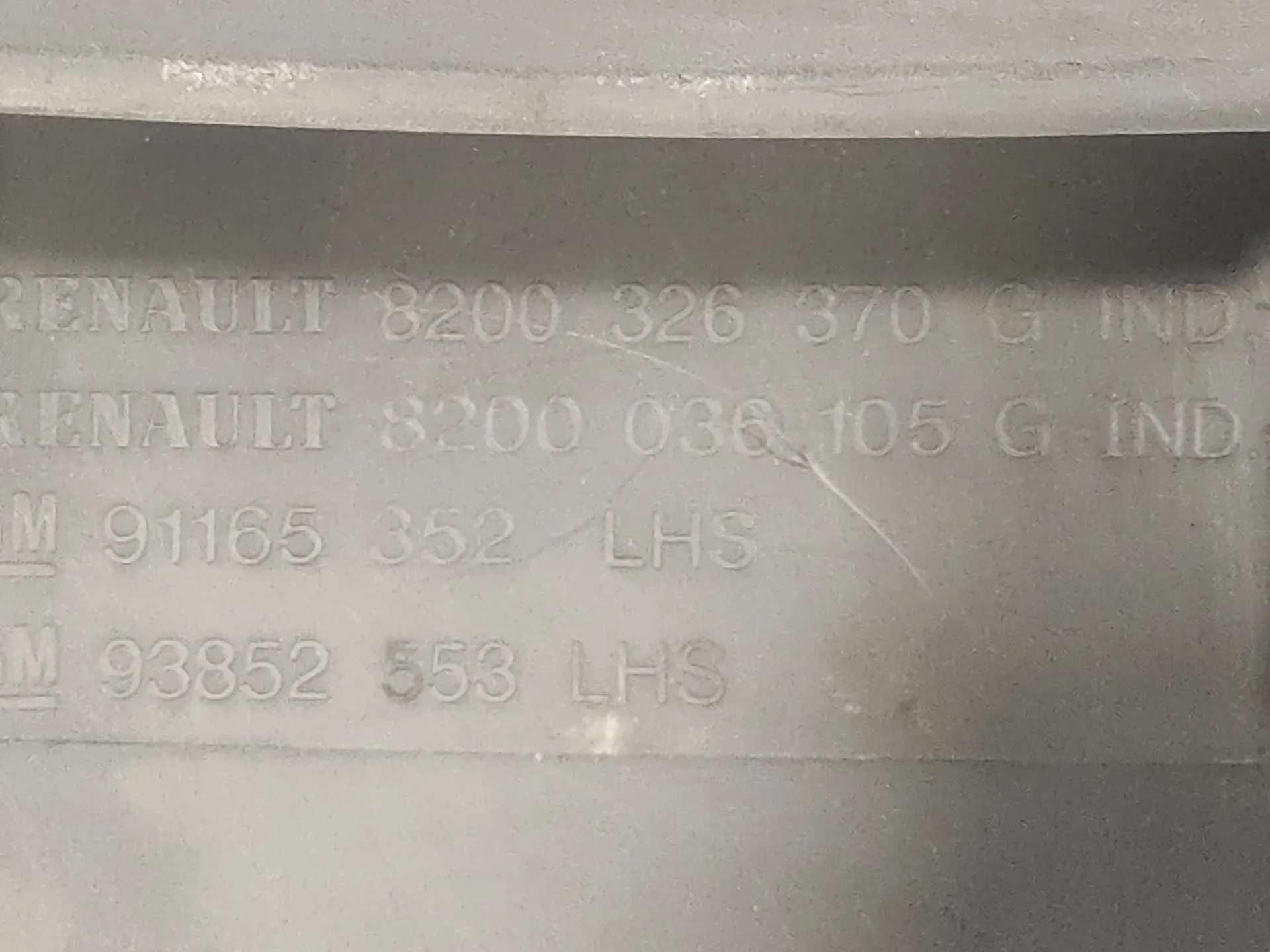 Moldura para Renault Trafic Combi (Ab 4.01)