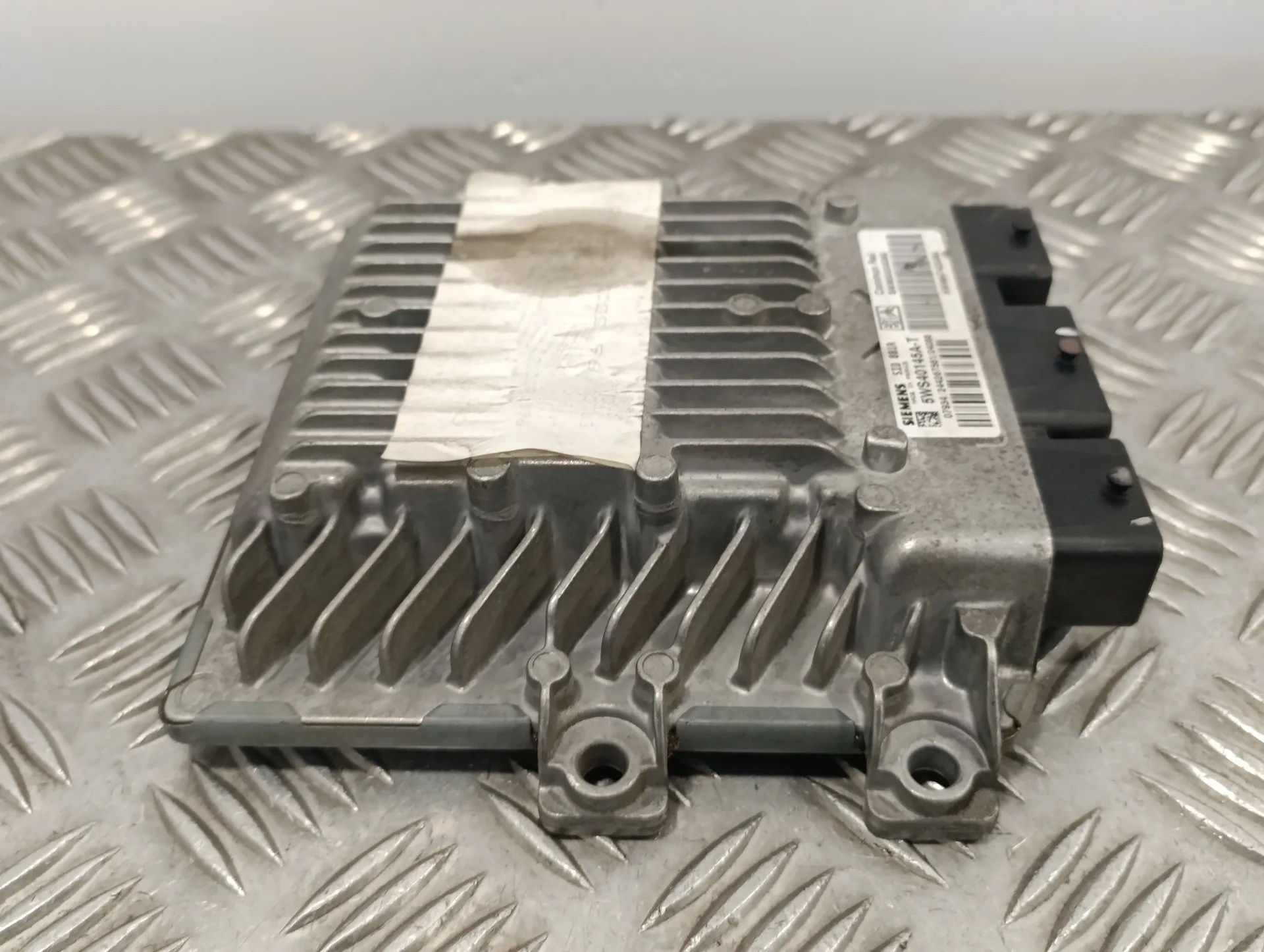 Centralita Motor Uce para Peugeot 307 (S1)