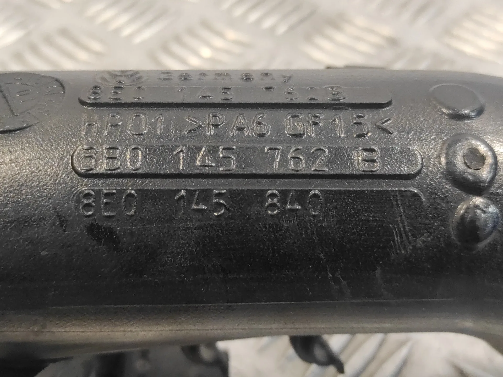 Tubo para Volkswagen Passat Variant (3C5)
