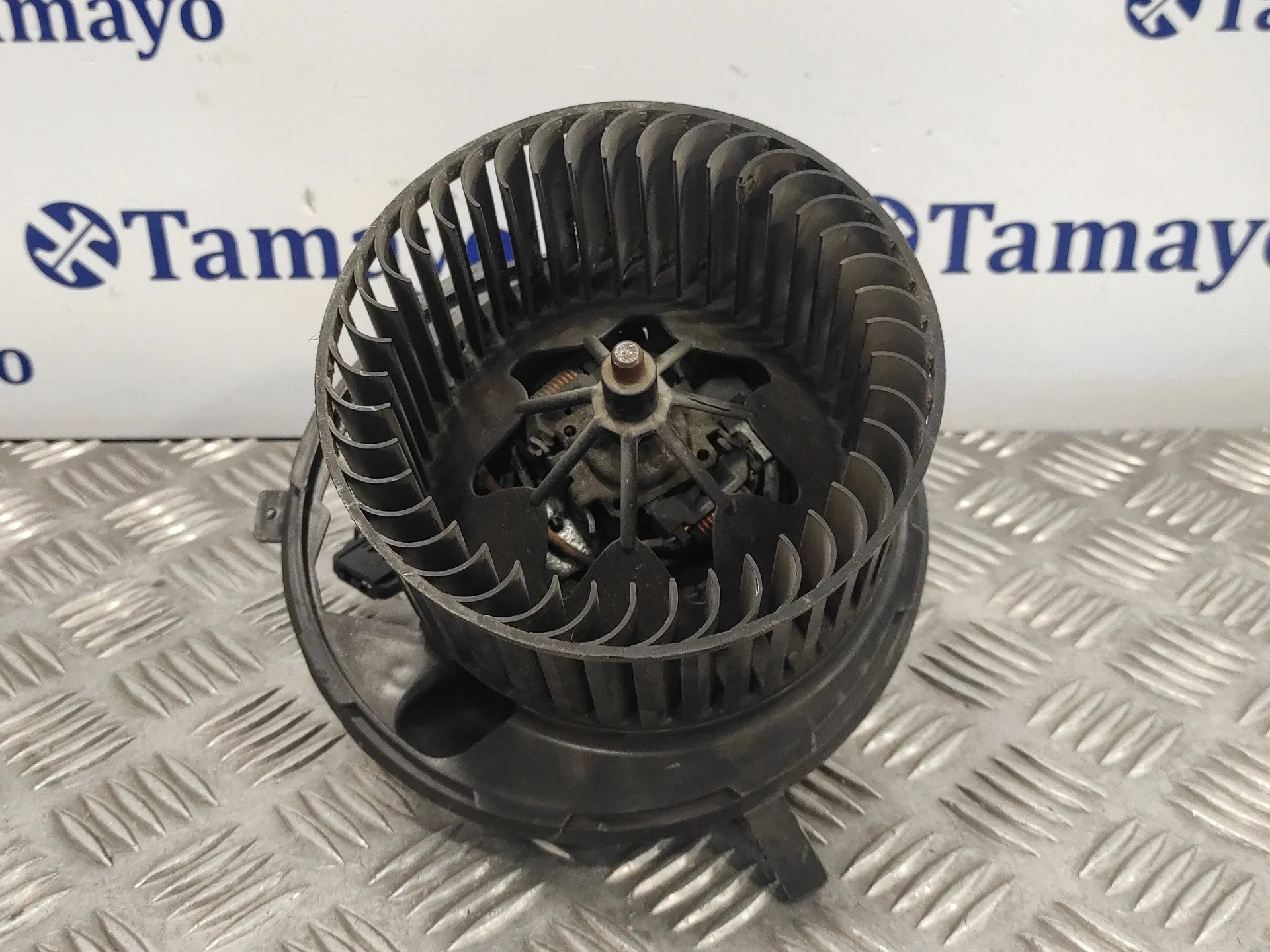 Motor Calefaccion para Volkswagen Passat Cc (357)