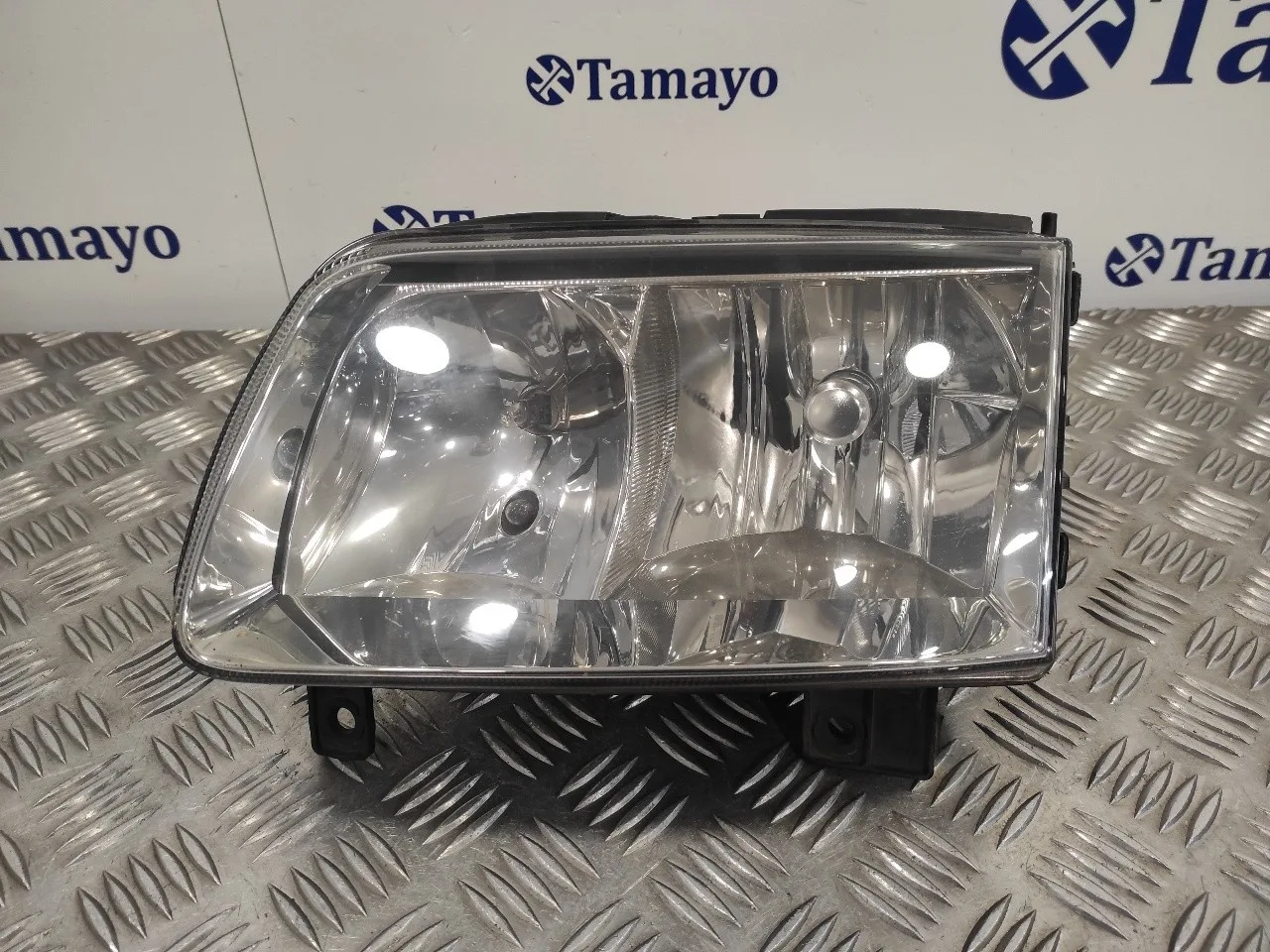 Faro Izquierdo para Volkswagen Polo Berlina (6N2)