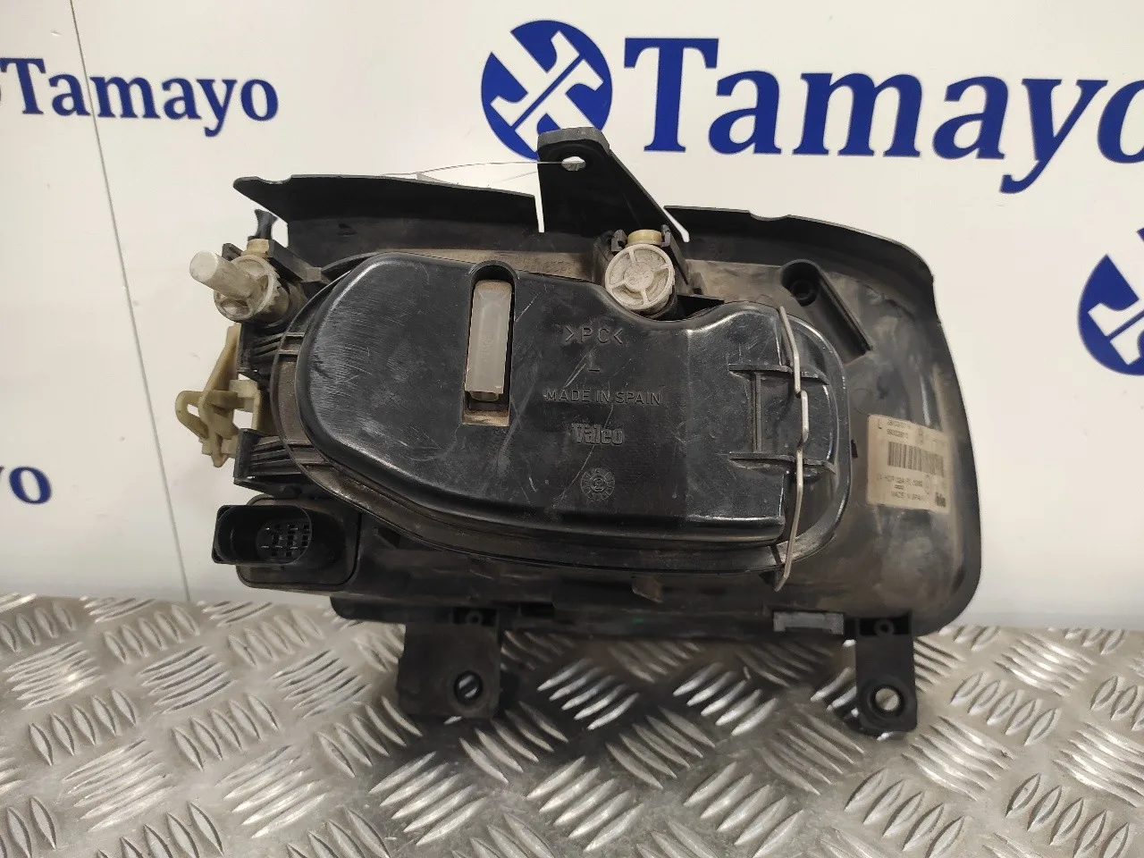 Faro Izquierdo para Volkswagen Polo Berlina (6N2)