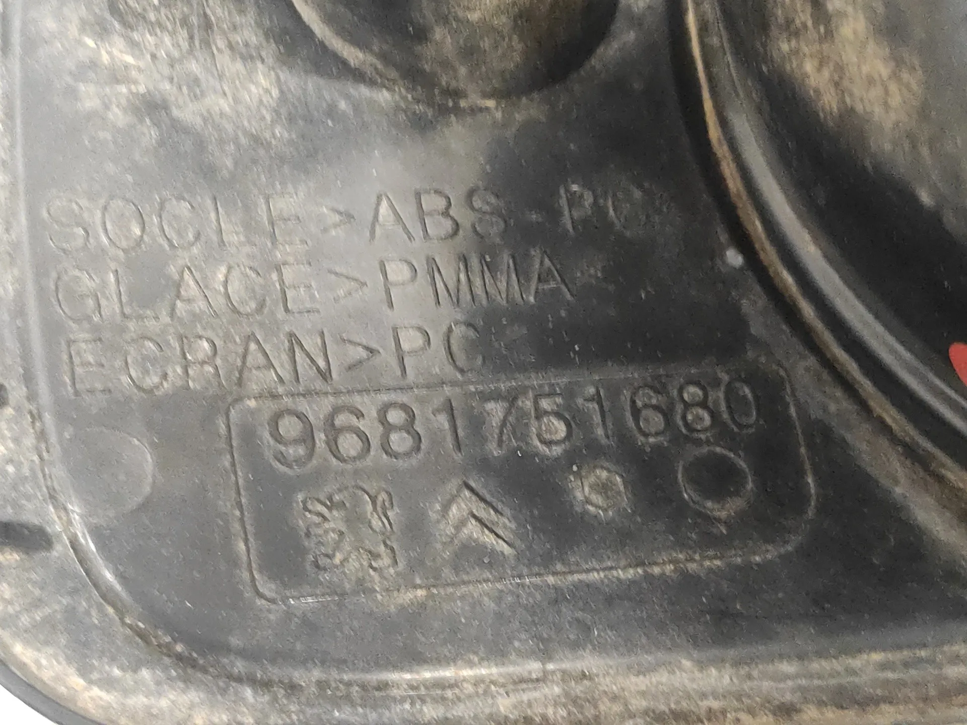 Piloto Trasero Derecho Paragolpes para Citroën C3 Picasso
