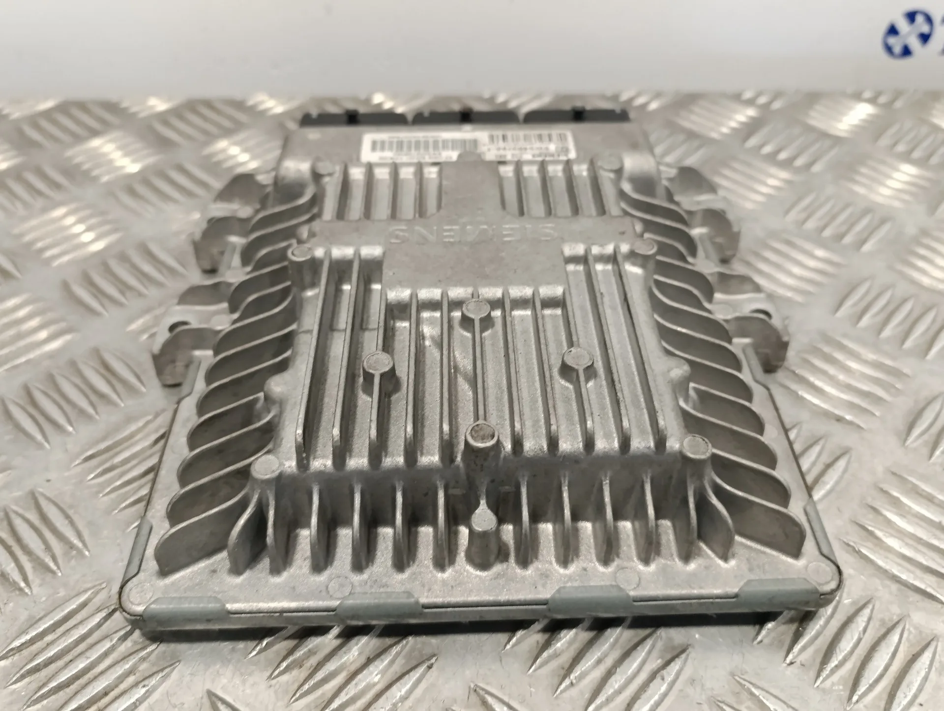 Centralita Motor Uce para Peugeot 407 Coupe