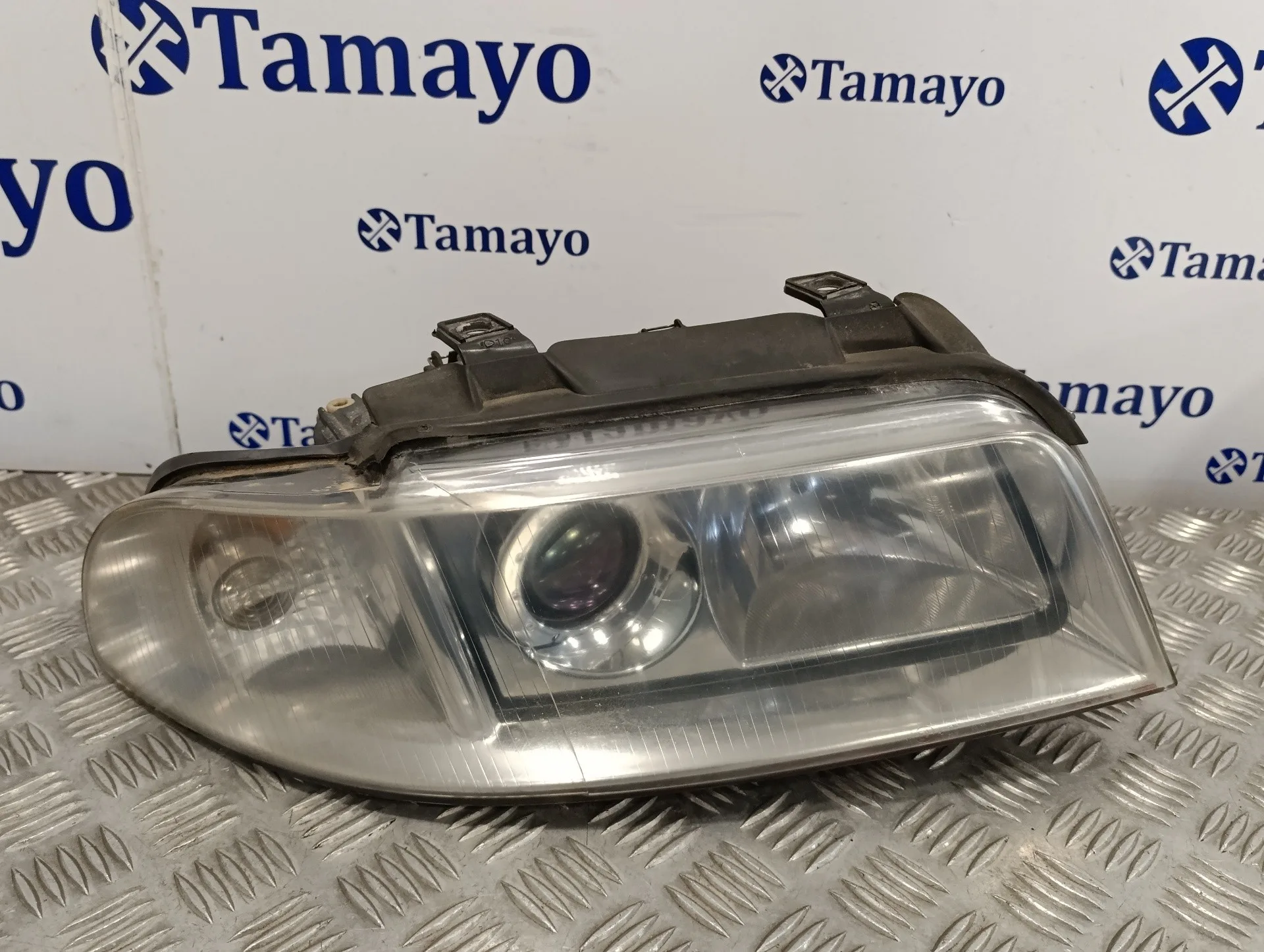 Faro Derecho para Audi A4 Berlina (B5)