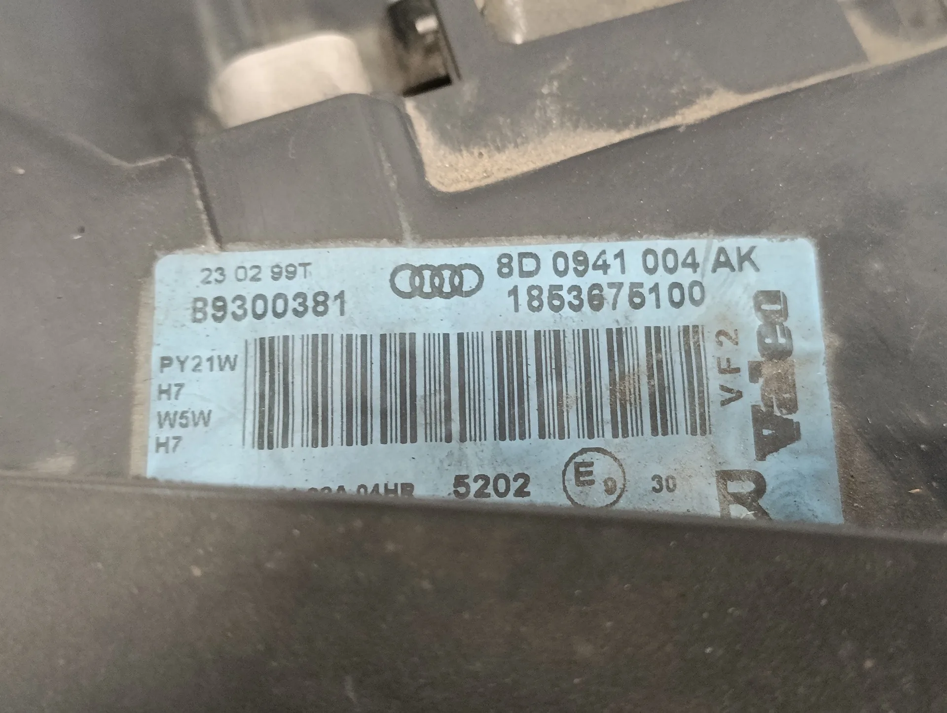 Faro Derecho para Audi A4 Berlina (B5)